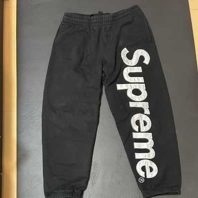 Supreme Satin Applique Sweatpant "Black" (22FW)