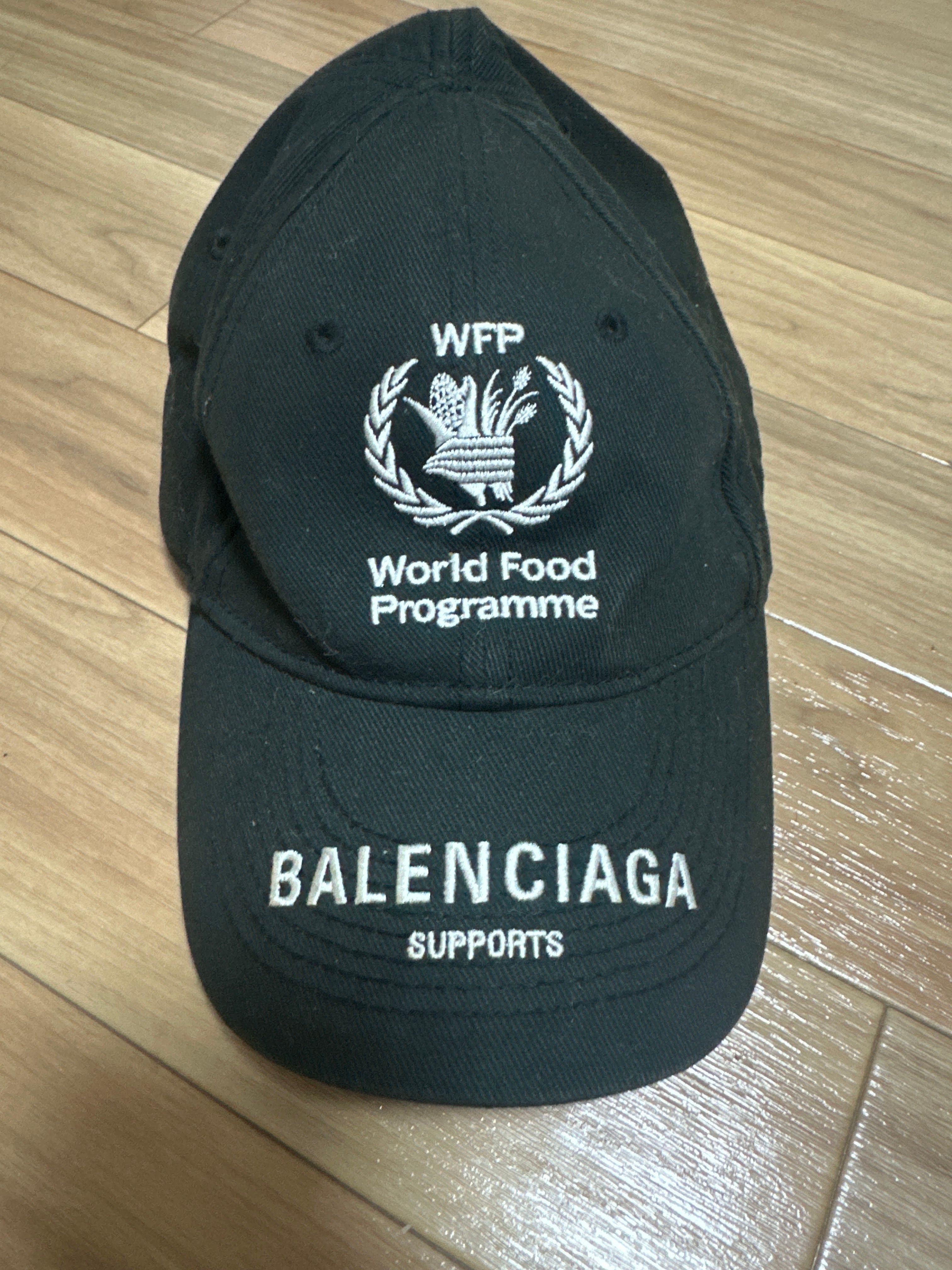 C (やや傷や汚れあり)】バレンシアガ WFP キャップ 