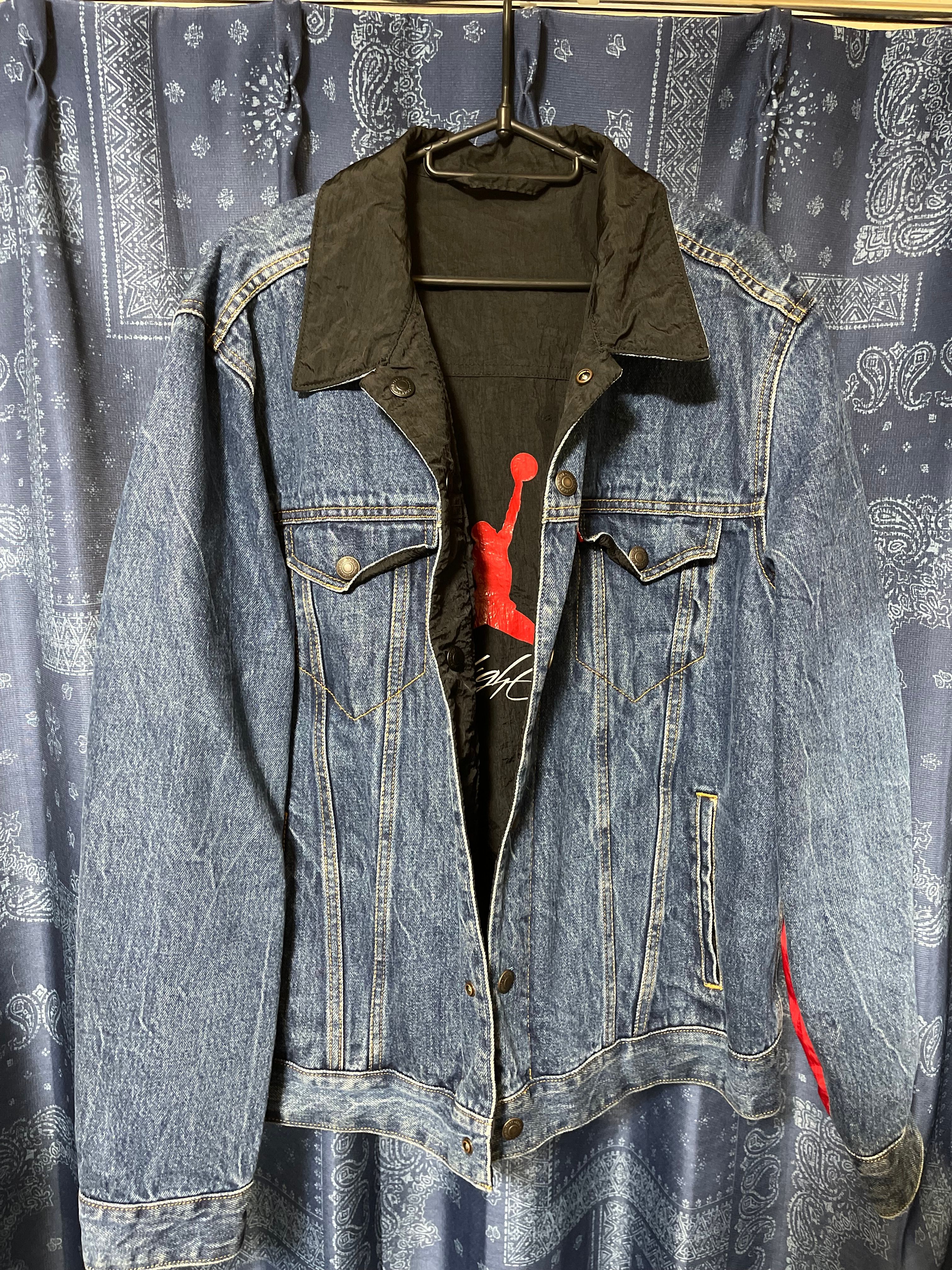 Air Jordan x LEVI'S Reversible Trucker Jacket "Indigo"