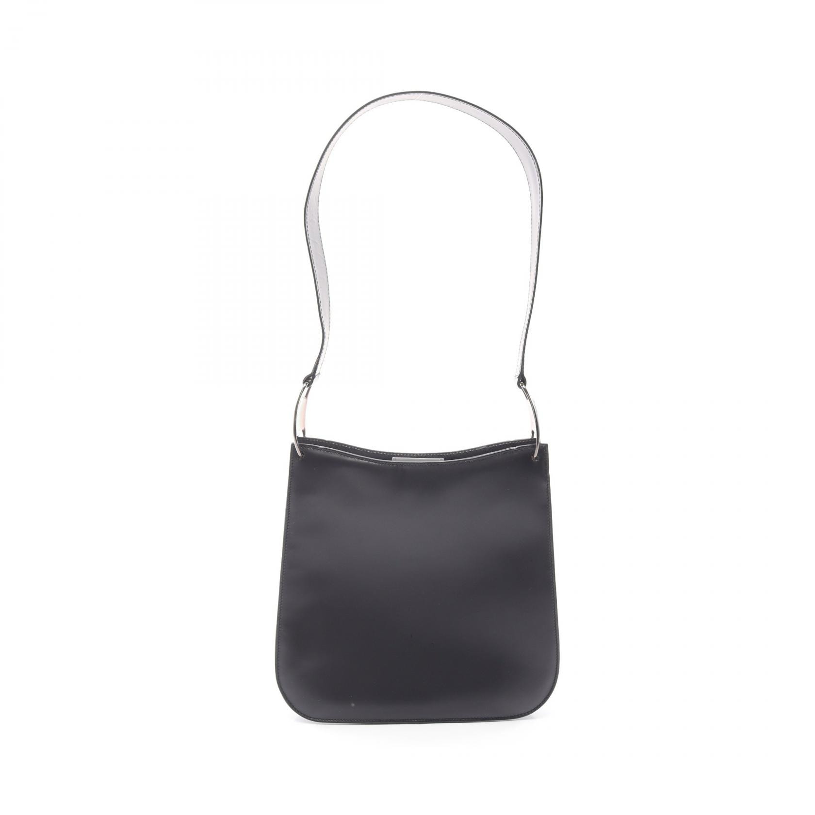 サルヴァトーレフェラガモ Salvatore Ferragamo ロゴ ショルダーバッグ バッグ レザー レディース ブラック系 21 7647 【中古】