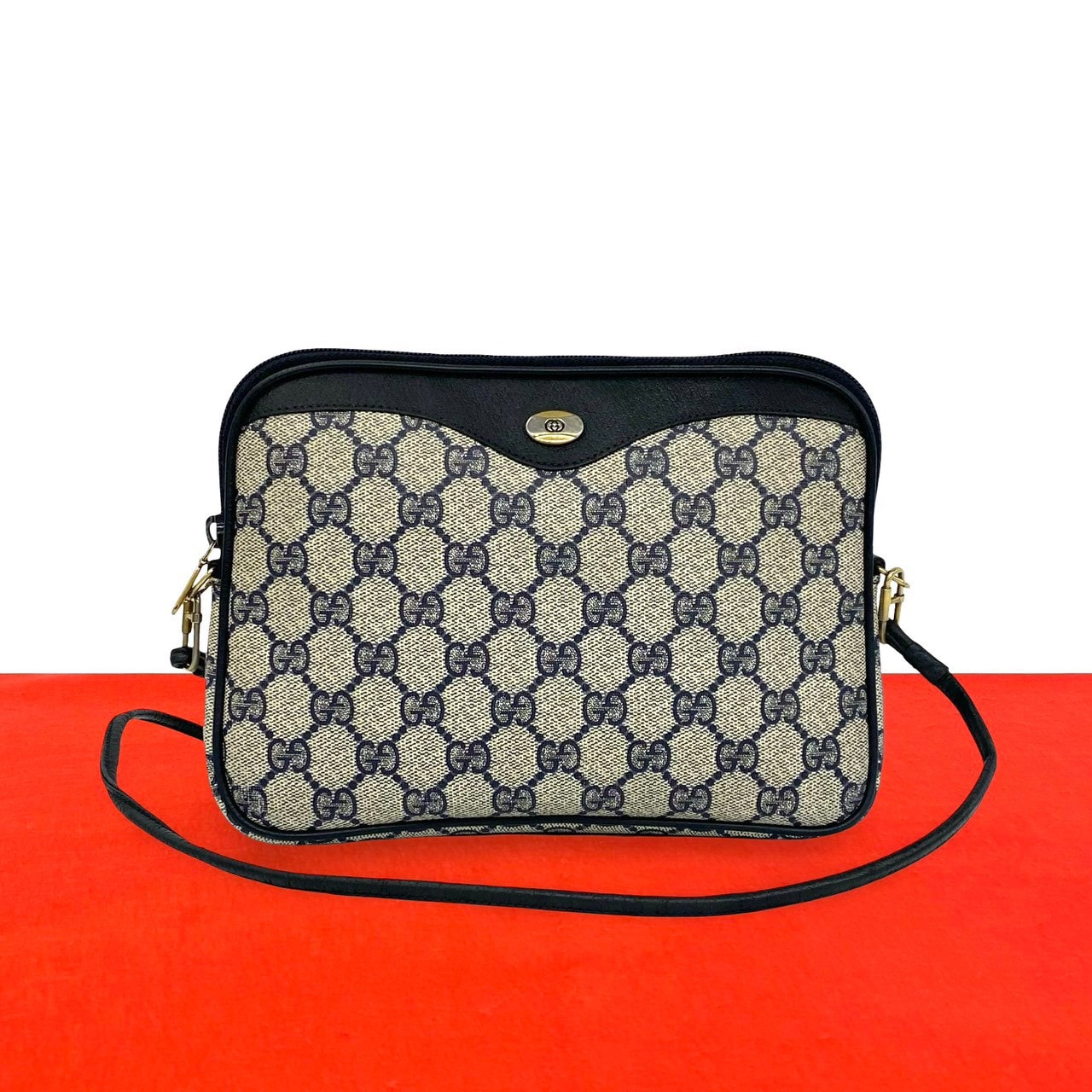 B (目立った傷や汚れなし)】GUCCI グッチ GG 柄 ロゴ レザー PVC