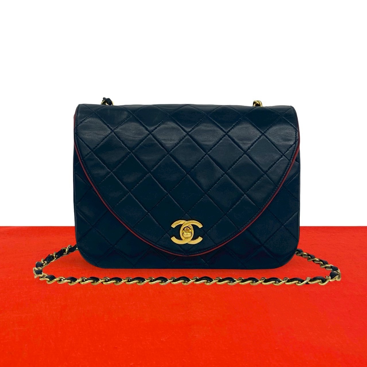 CHANEL シャネル マトラッセ ココマーク ラムスキン ショルダーバッグ ネイビー
 37491