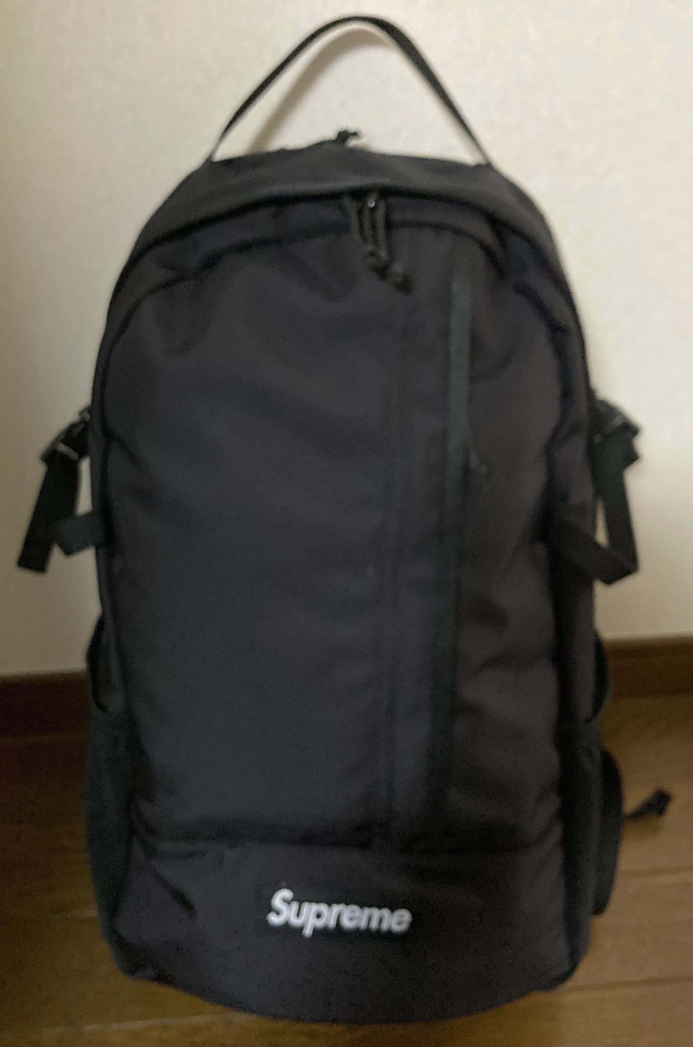 Supreme 18SS Backpack "Black"