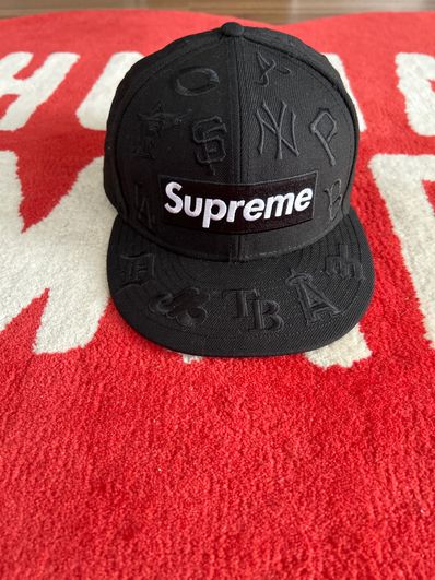 Supreme / MLB New Era® "Black"