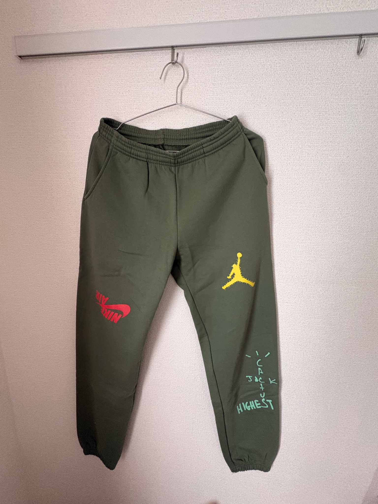 Air Jordan x Travis Cactus Jack Highest Sweatpant "Olive"