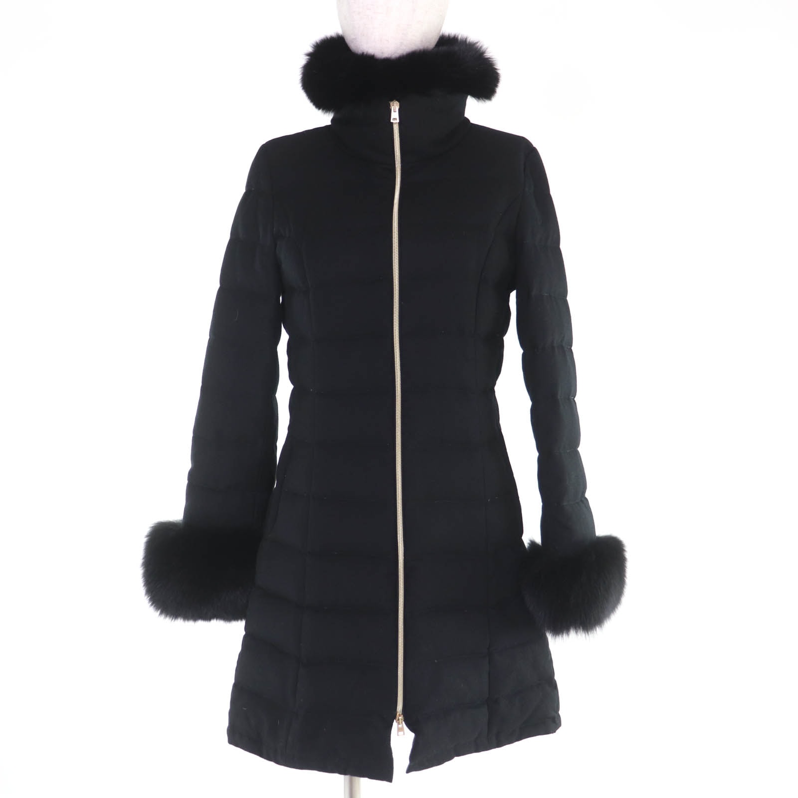 美品 ヘルノ ダウンコート ブラック レディース 40