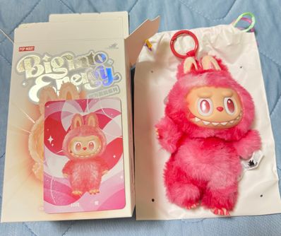 POP MART THE MONSTERS (LABUBU) Big into Energy Series Plush Pendant LOVE