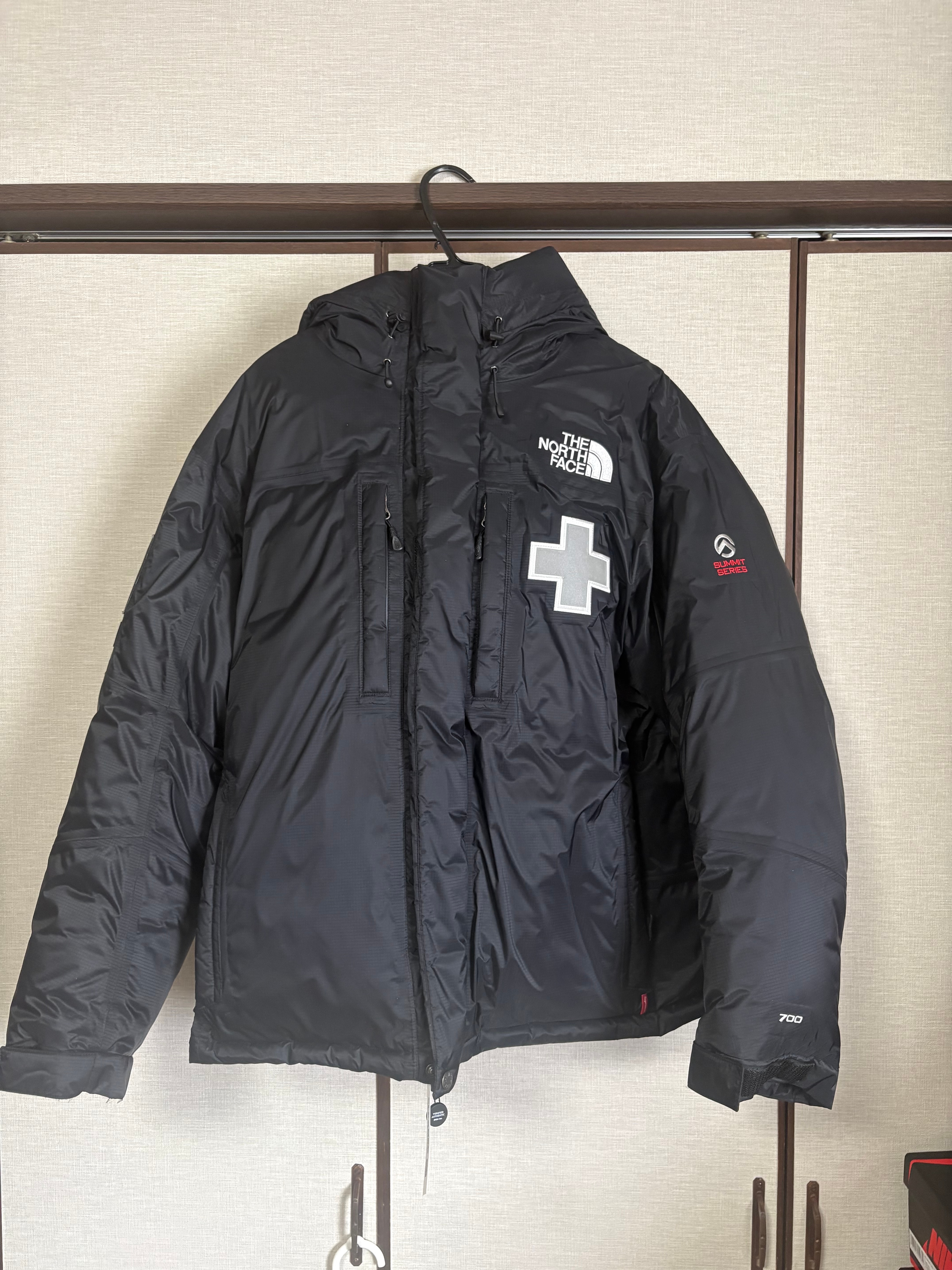 Supreme x The North Face Summit Series Rescue Baltoro Jacket "Black"