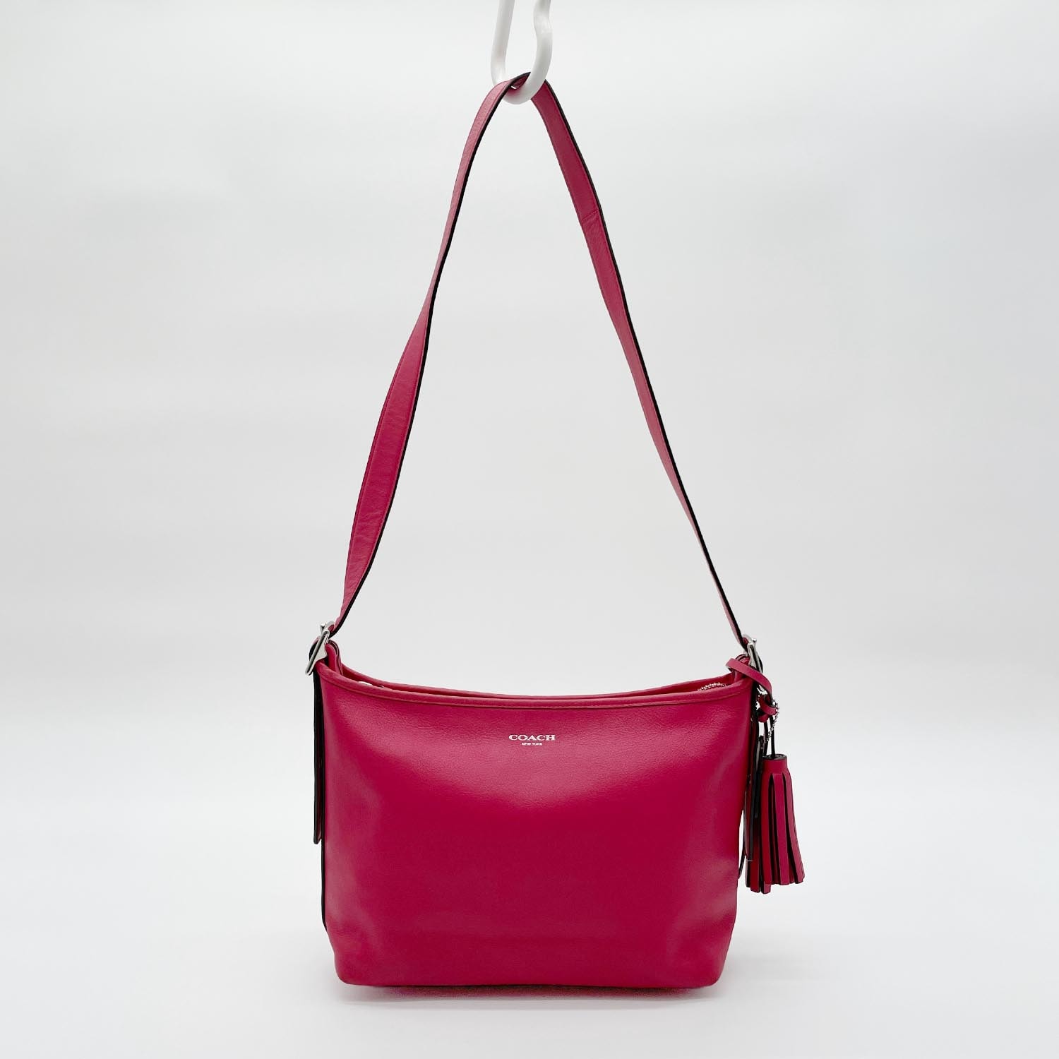 COACH コーチ レガシー ショルダーバッグ
レザー レディース
【中古】