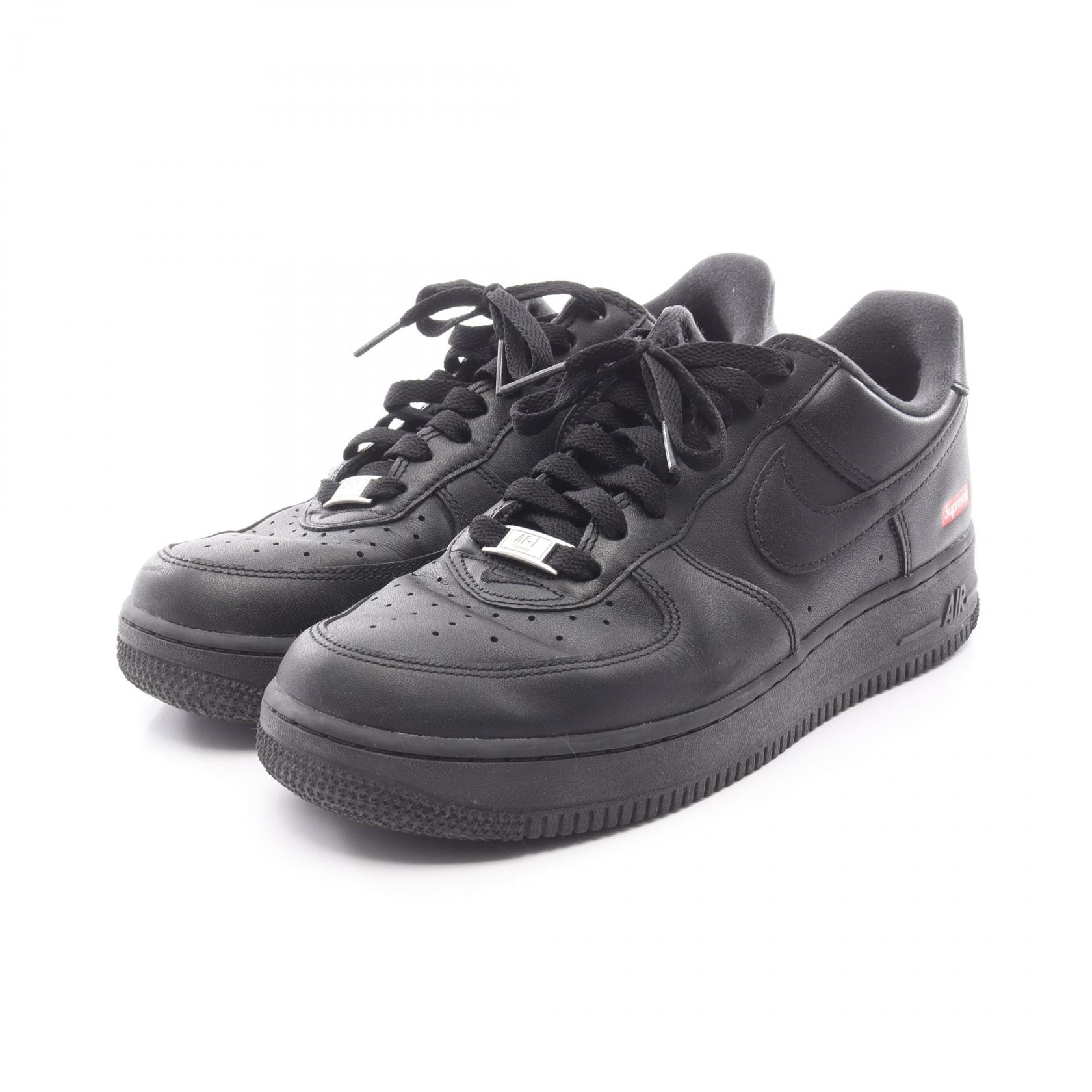 シュプリーム Supreme Supreme × NIKE Air Force 1 Low スニーカー 靴 レザー メンズ ブラック系 【中古】
