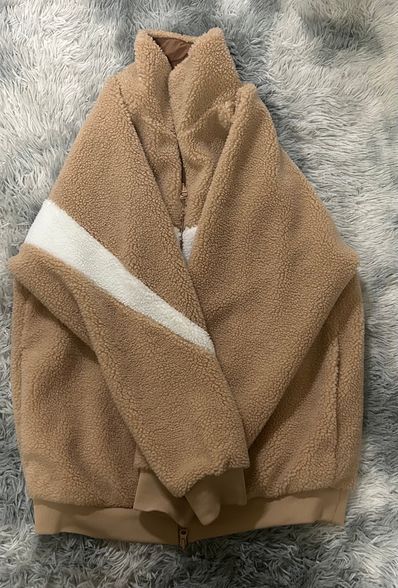 Nike Big Swoosh Reversible Boa Jacket "Hemp White"