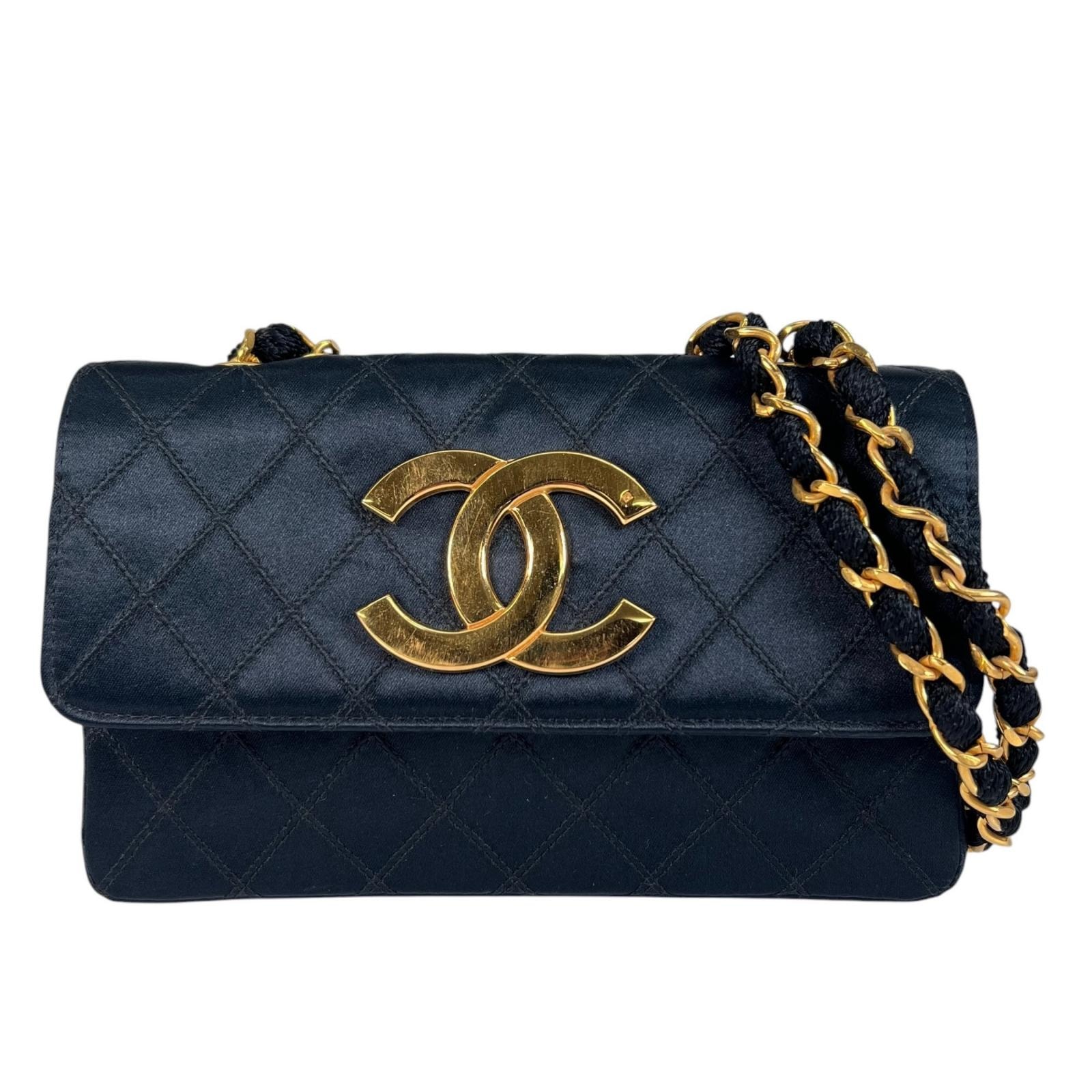 CHANEL シャネル ラージココマーク金具 マトラッセチェーンショルダーバッグ  ショルダーバッグ サテン ブラック レディース デカココマーク【中古】