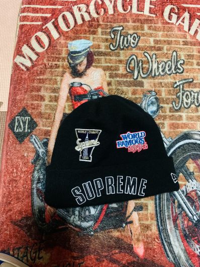 Supreme New Era® Box Logo Beanie "Navy"