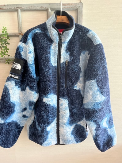 Supreme x The North Face Bleached Denim Print Fleece Jacket "Indigo"