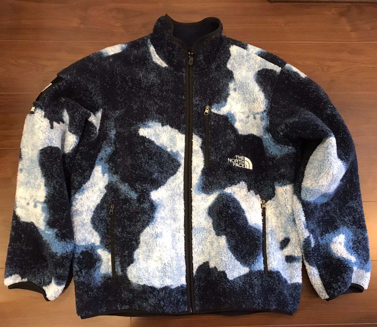 Supreme x The North Face Bleached Denim Print Fleece Jacket "Indigo"