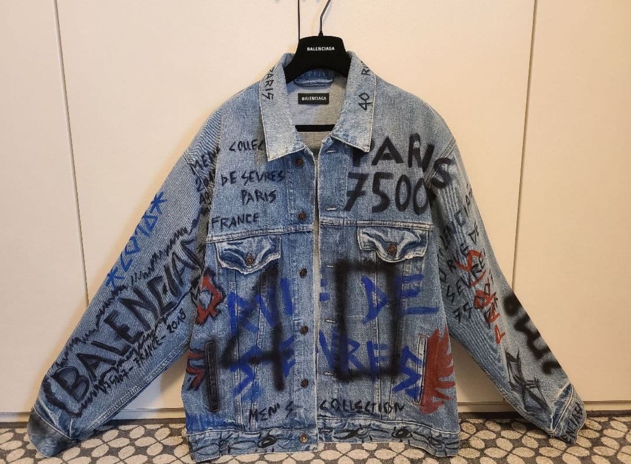 バレンシアガ グラフィティ デニム ジャケット 534556 TBP33 8081