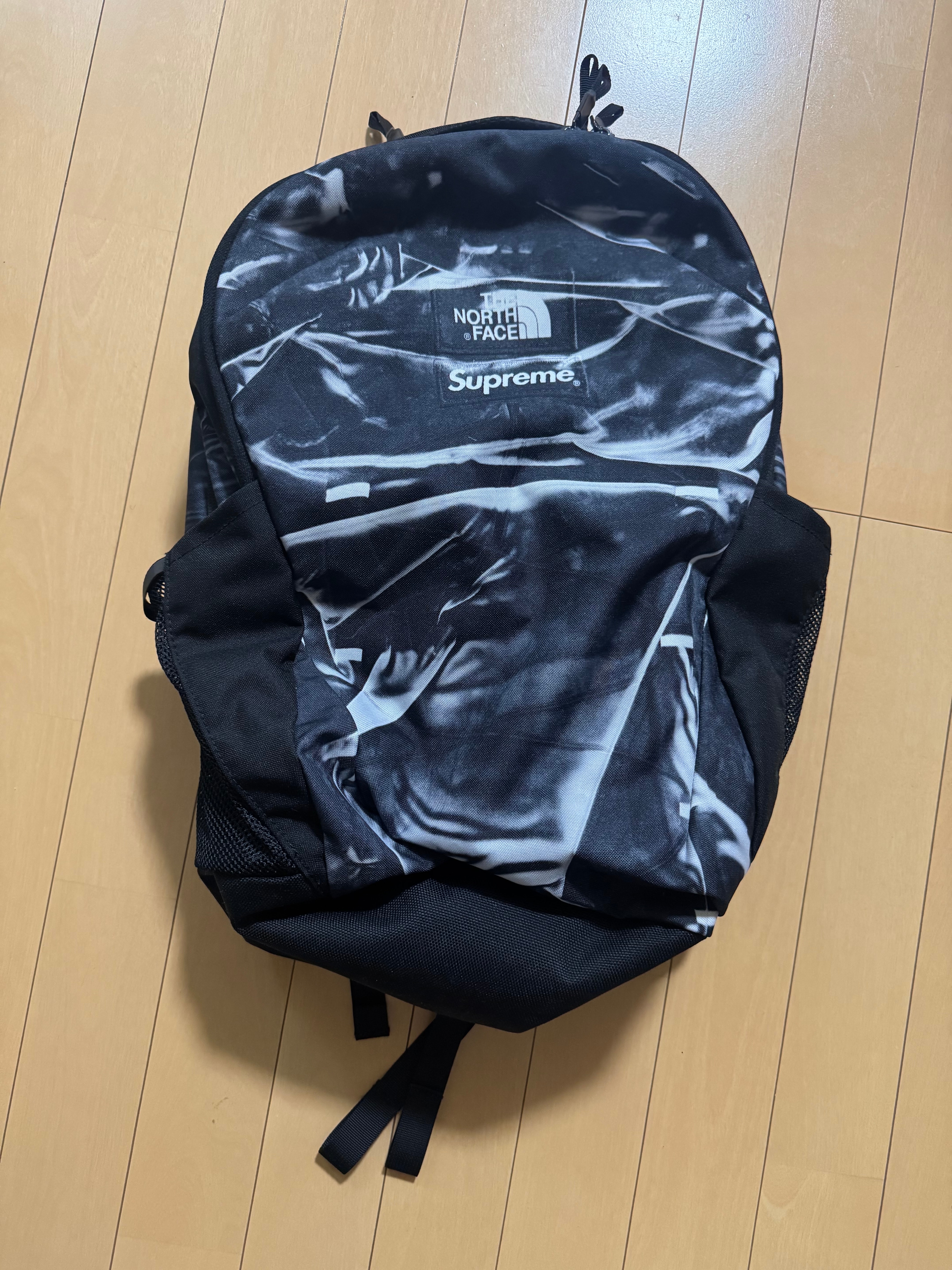 シュプリーム ザノースフェイス トロンプ ルイユ プリンティド ボレアレス バックパック "ブラック"