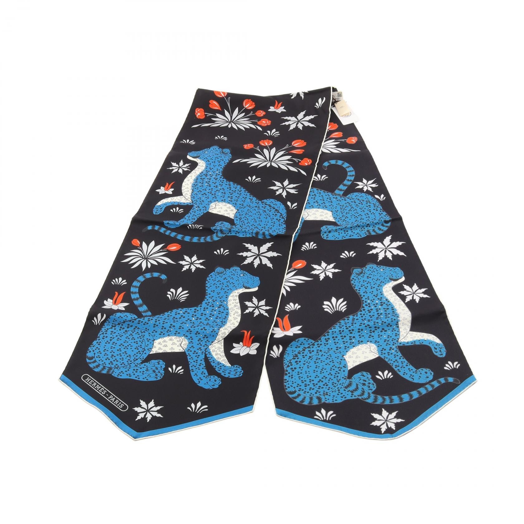 エルメス HERMES ECHARPE DE SOIE LES LEOPARDS スカーフ 衣料品 シルク シルク レディース ブラック系 / ブルー系 【中古】