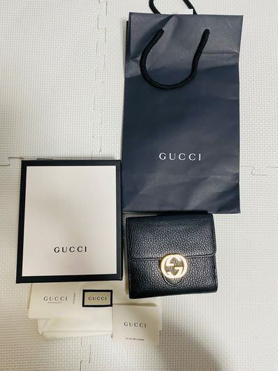 GUCCI Interlocking G W Hook Wallet "Black"