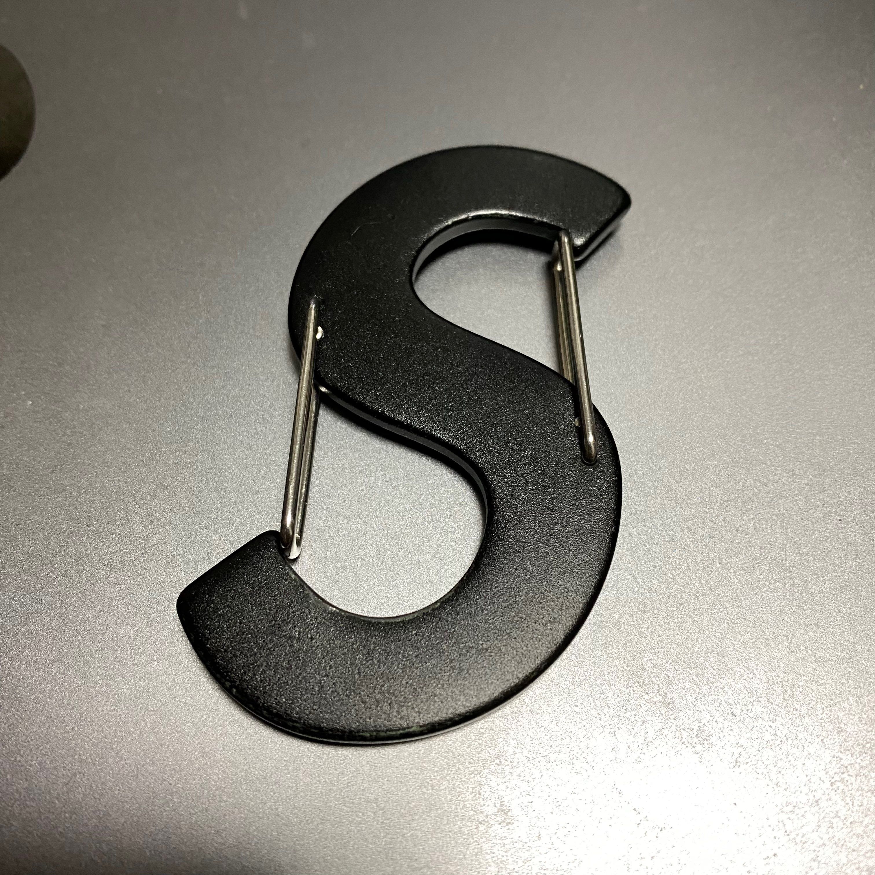 Supreme / Nite Ize S Logo Keychain 