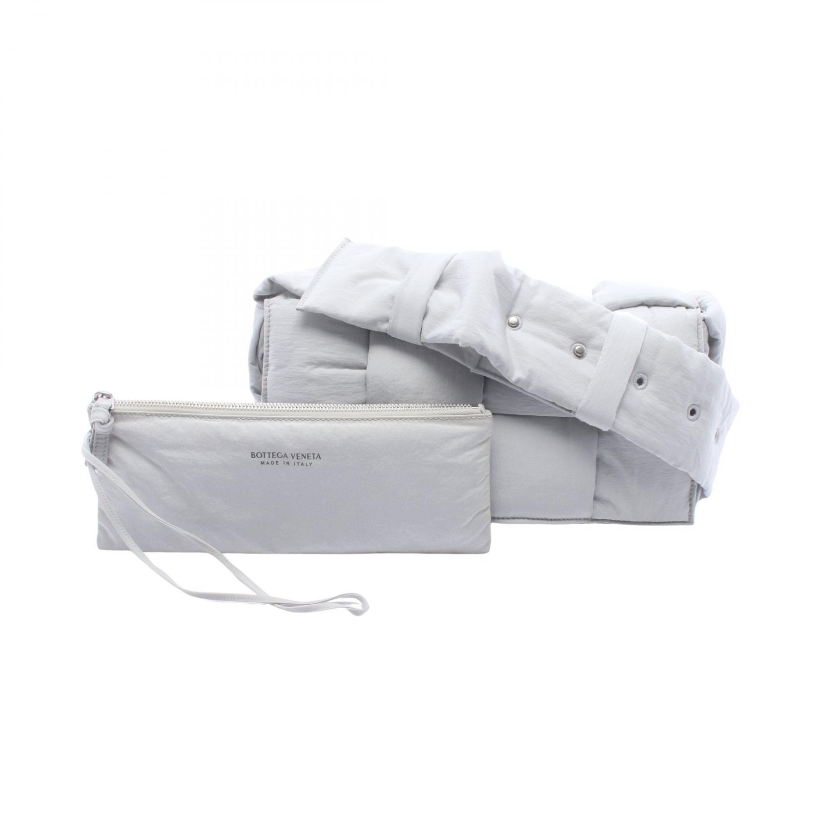 ボッテガヴェネタ BOTTEGA VENETA PADDED TECH CASSETTE パデッド テック カセット ショルダーバッグ バッグ ナイロン メンズ グレー系 【中古】
