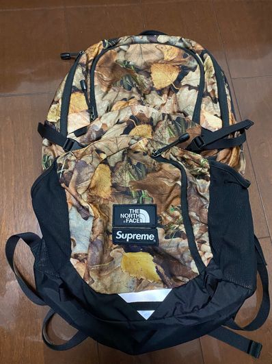 Supreme x The North Face Pocono Backpack "Leaves"