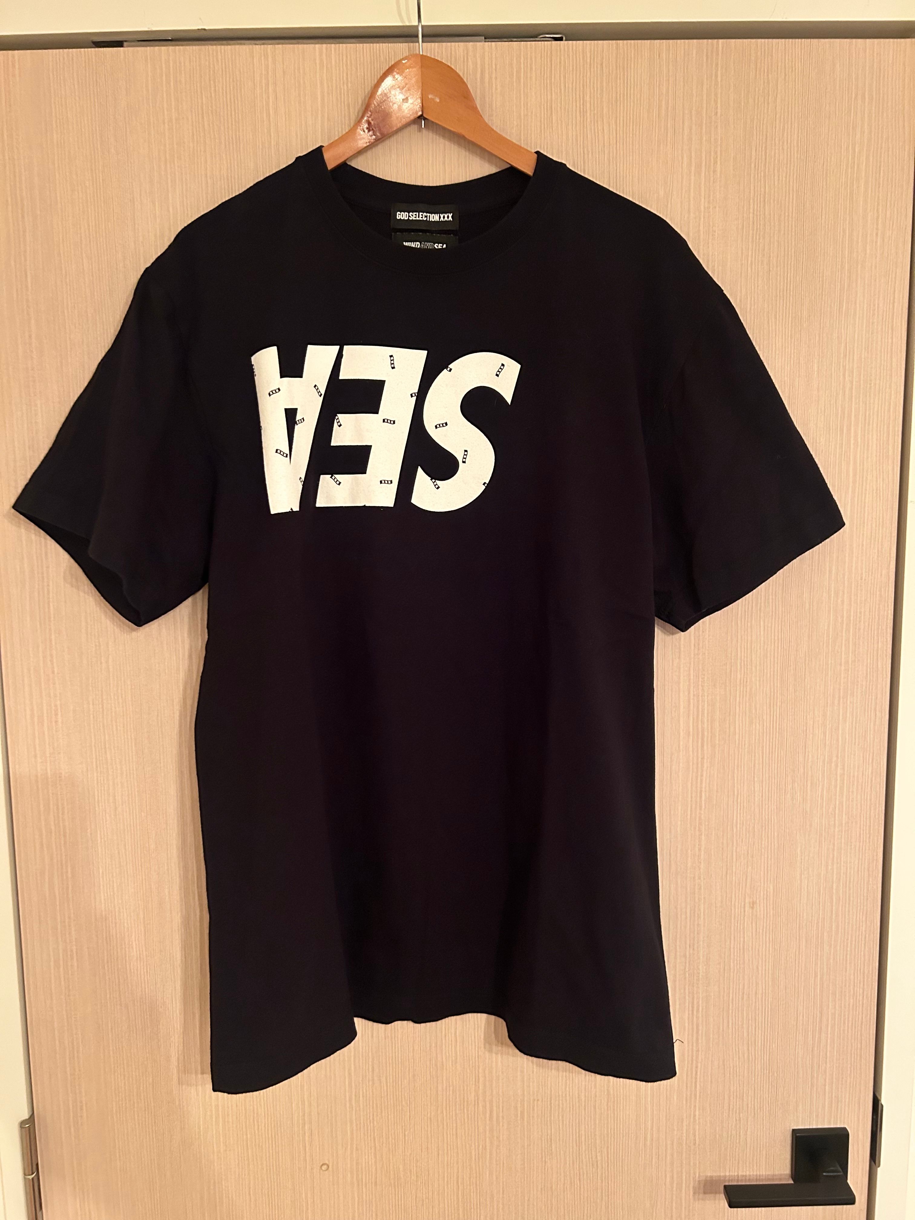 WIND AND SEA GOD SELECTION XXX GX-A21-WSST-01 Tee "Black/White"