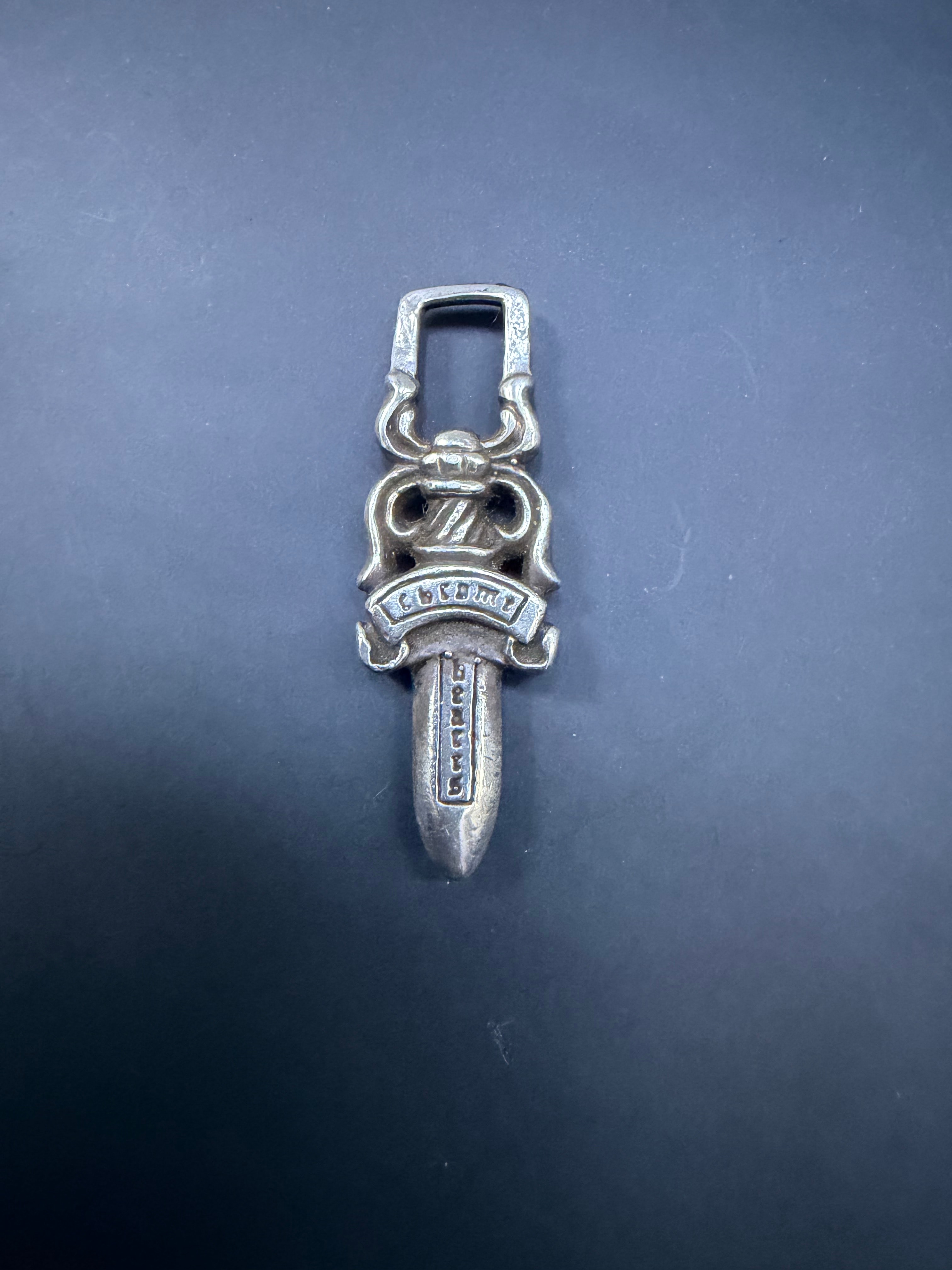 Chrome Hearts #5 Dagger Charm Zip 1 "Silver"