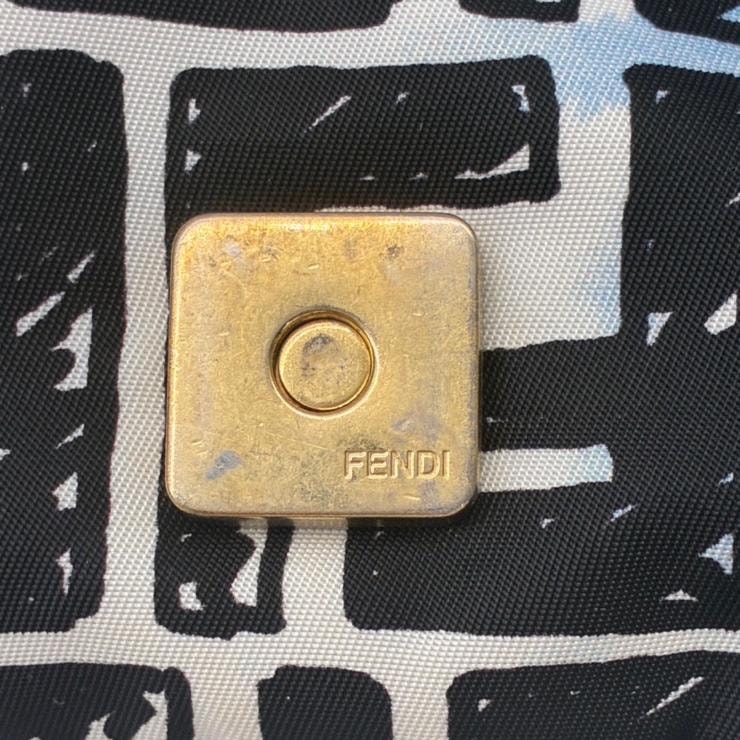 B (目立った傷や汚れなし)】FENDI フェンディ ジョシュアヴィーダス