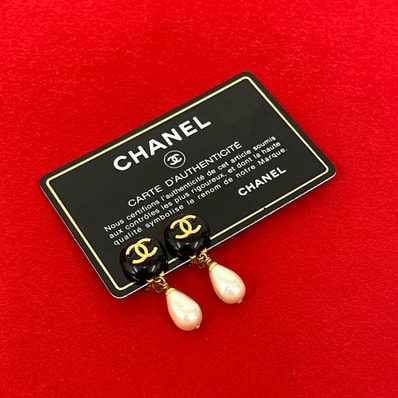 CHANEL シャネル ココマーク GP フェイクパール イヤリング ブラック
29-10