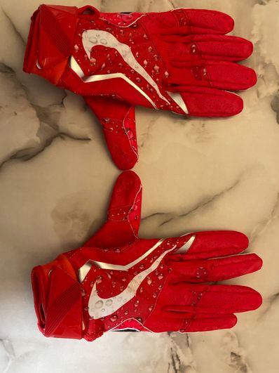 Supreme / Nike® Vapor Jet 4.0 Football Gloves "Red"