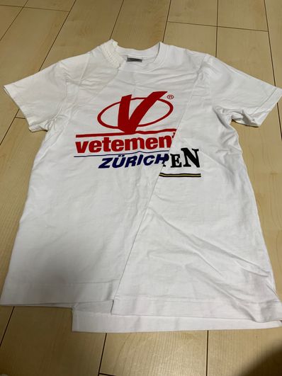 VETEMENTS