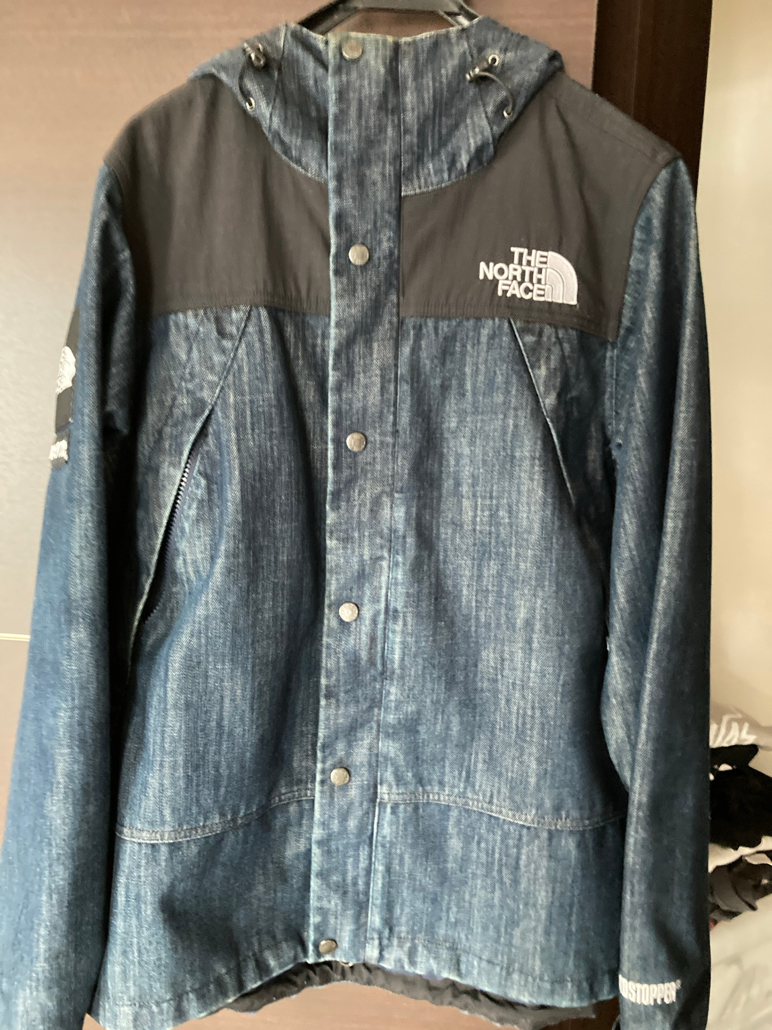 Supreme x The North Face Denim Dot Shot Jacket "Denim"