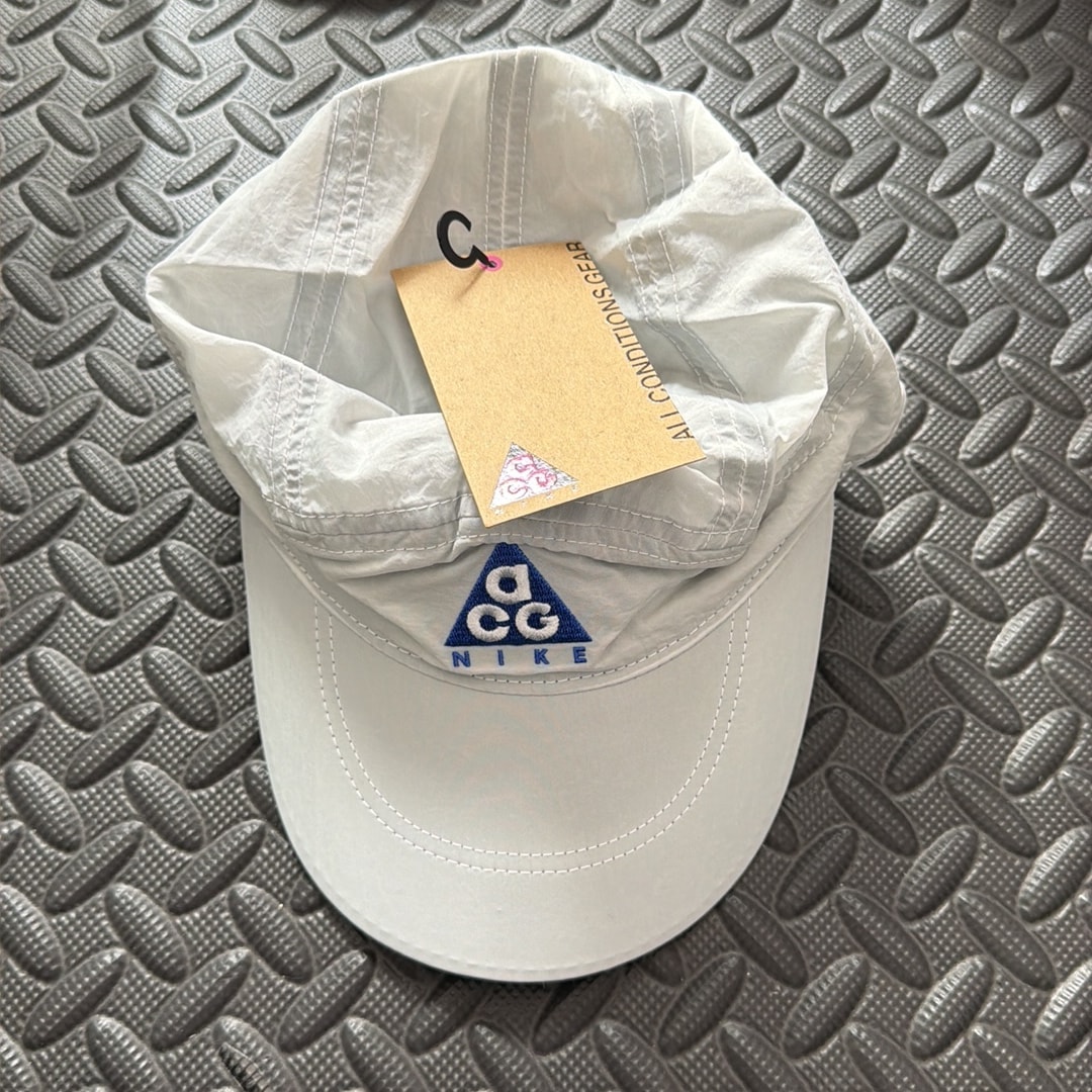 NIKE ACG キャップ