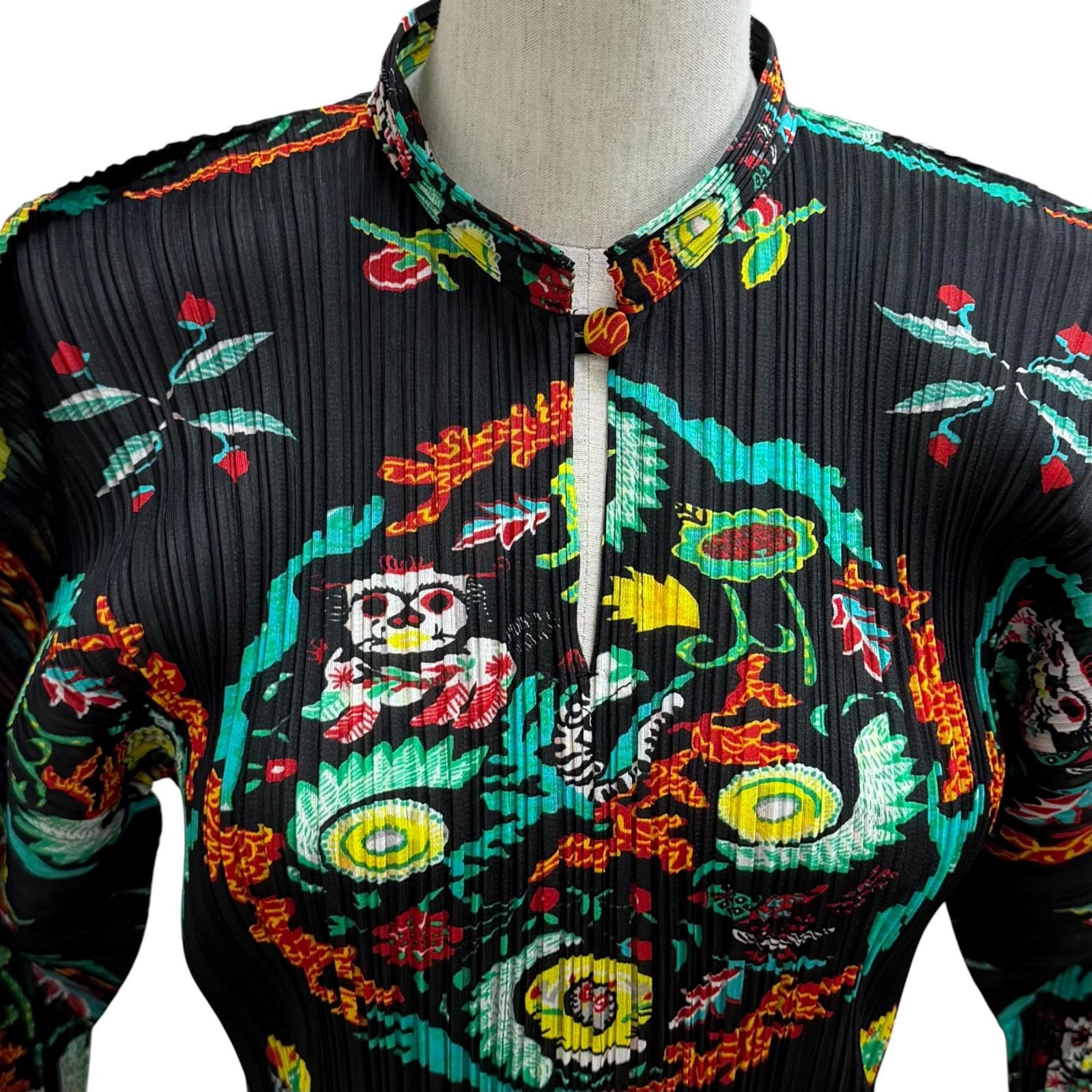 極美品☆プリーツプリーズ☆イッセイミヤケ【ブラック】 A (未使用に近い)】極美品 プリーツプリーズ イッセイミヤケ トップス