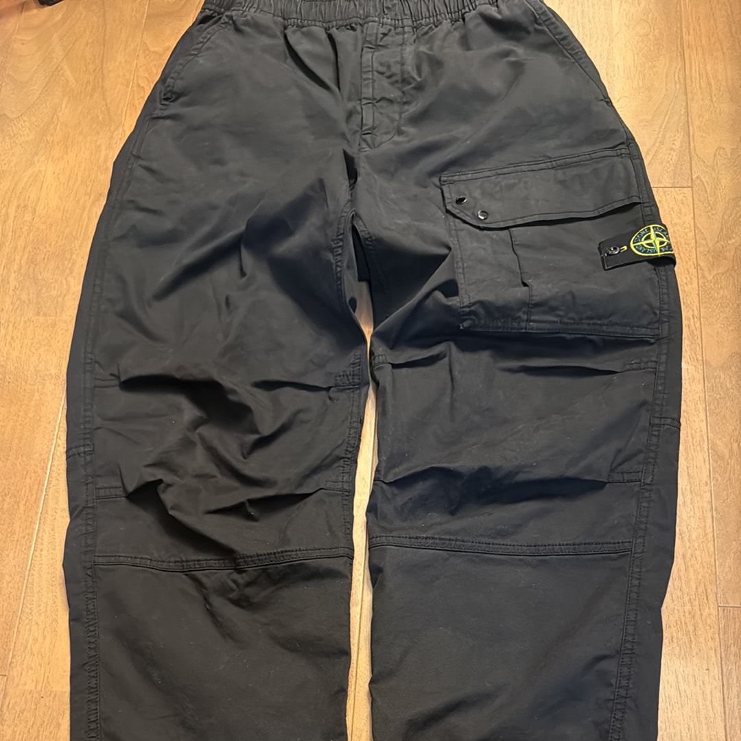 Stone Island 32910 Supima Cotton Twill Stretch TC Loose Fit Jogger Cargo Pants - 24FW "Black"