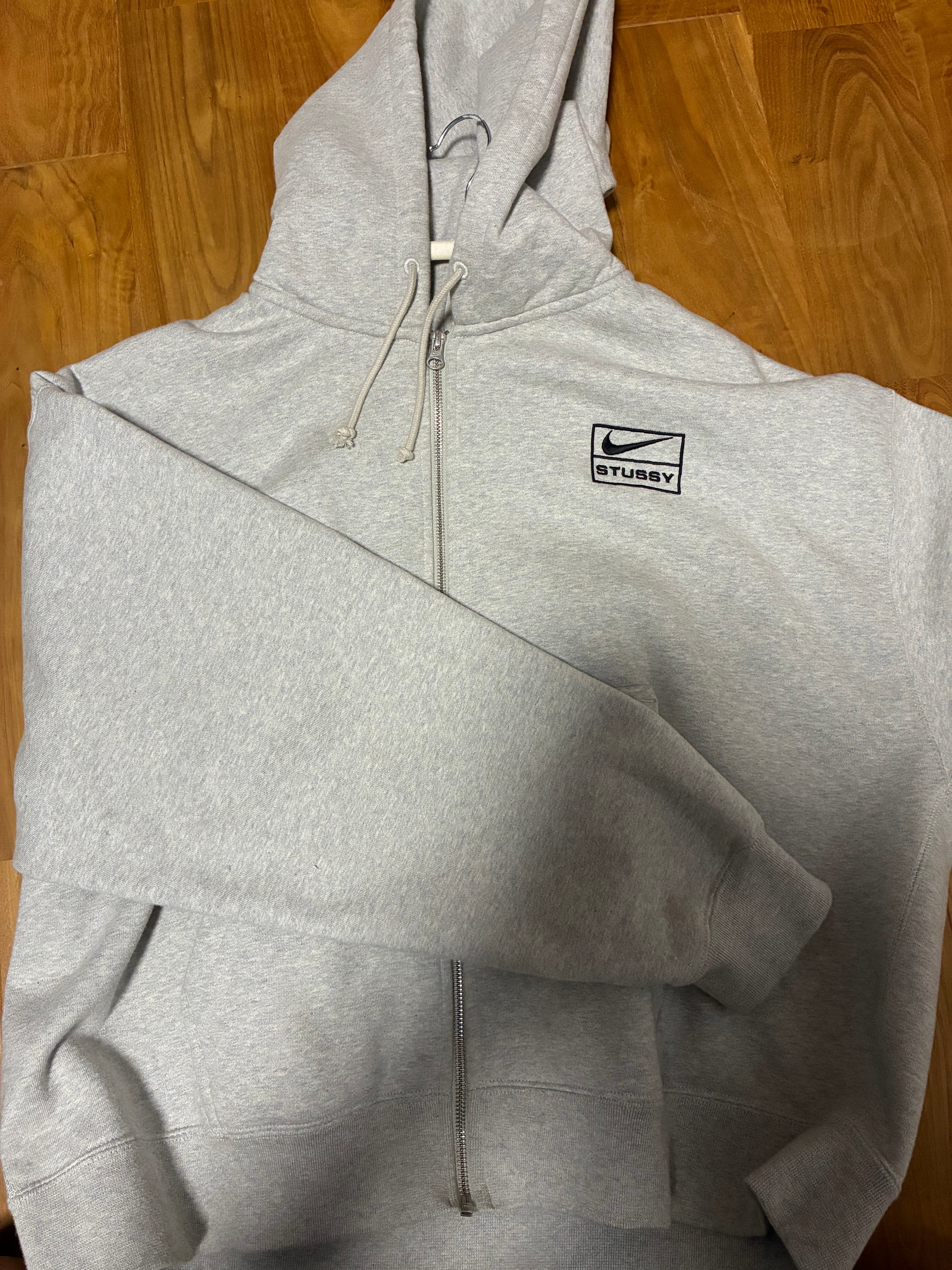 Stussy x Nike Fleece Zip Hoodie "Grey Heather" (US Size) FJ9181-050