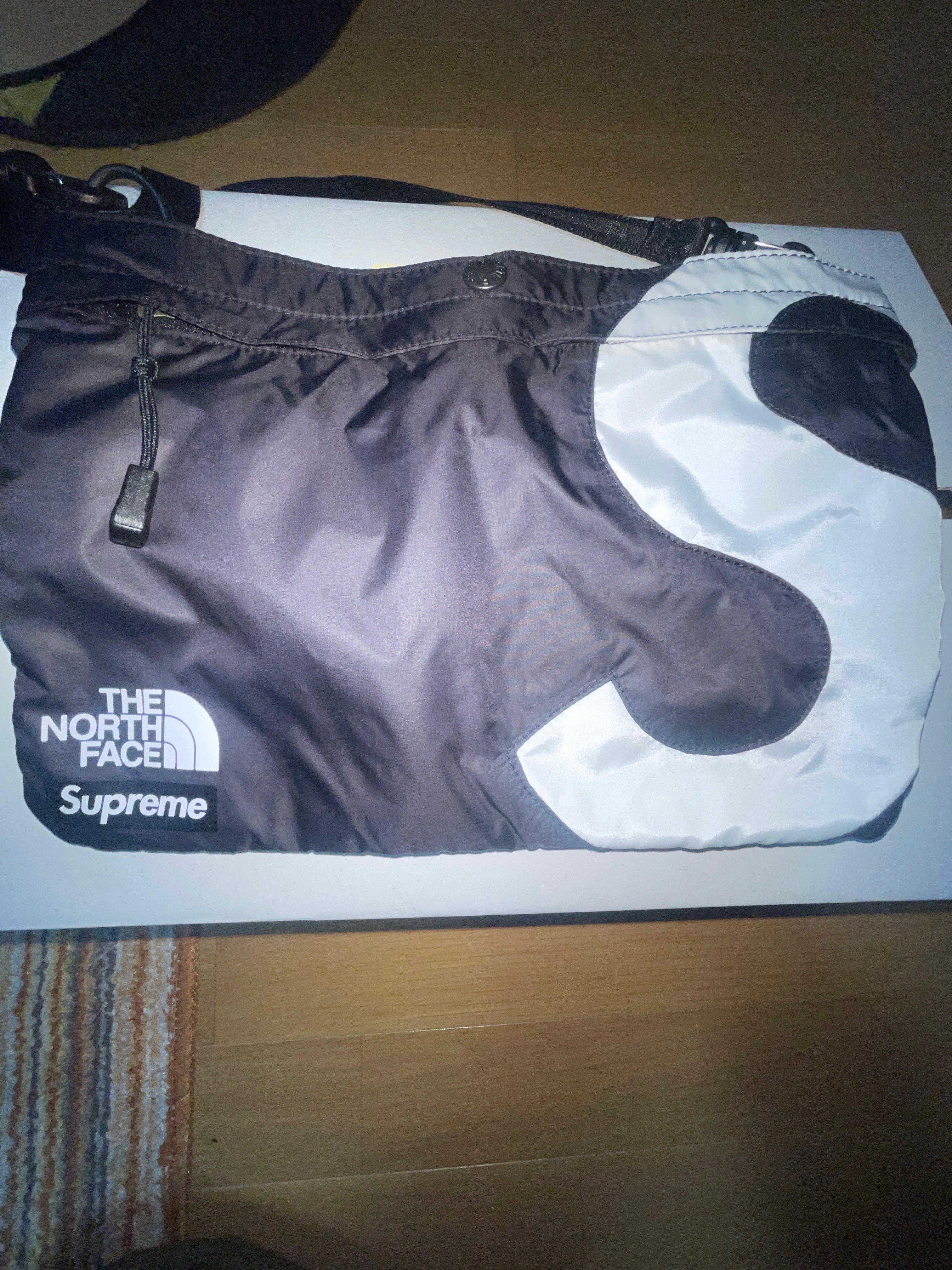 Supreme x The North Face S Logo Shoulder Bag "Black"