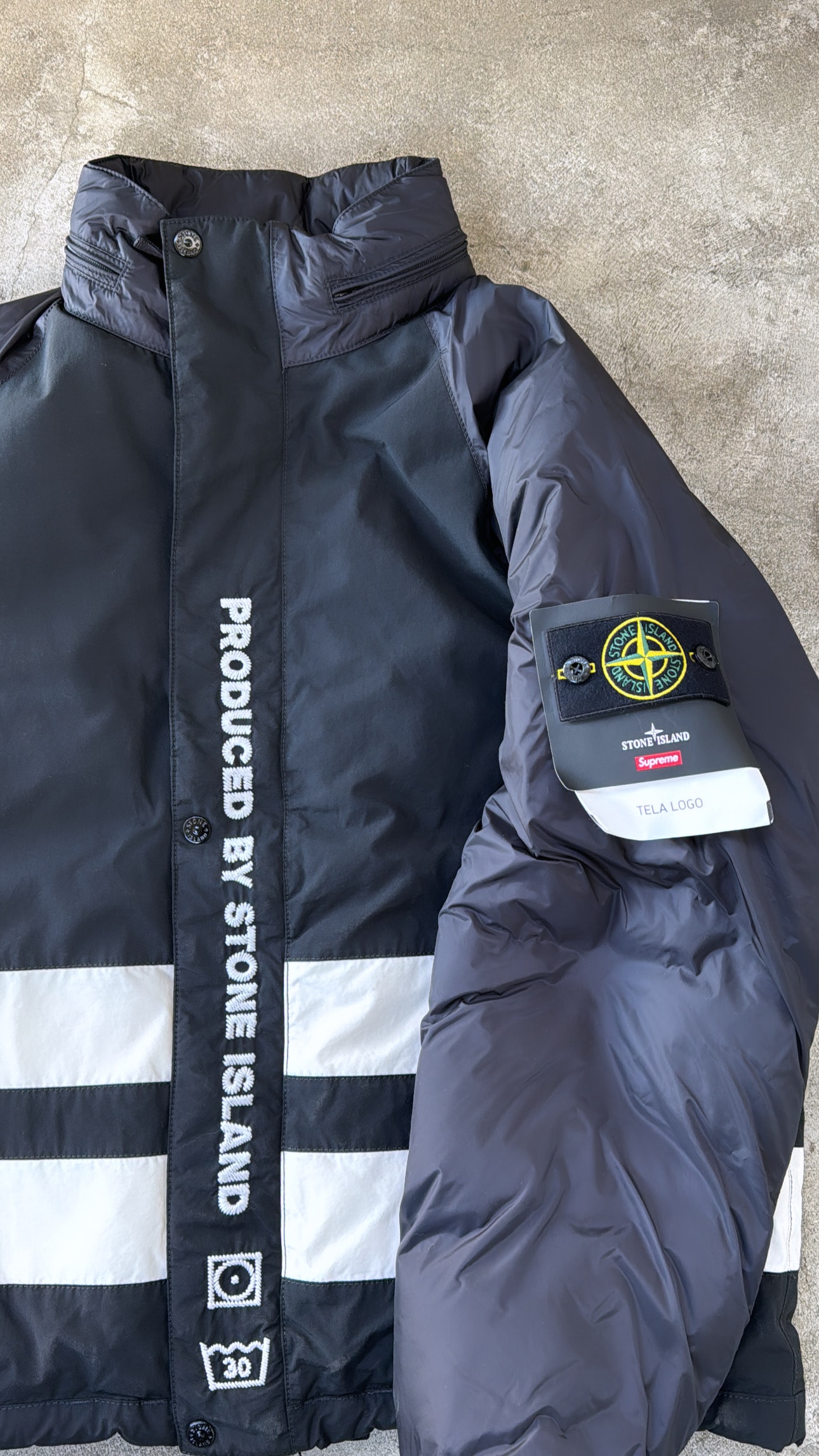 Supreme / Stone Island Reversible Down Puffer Jacket "Black"