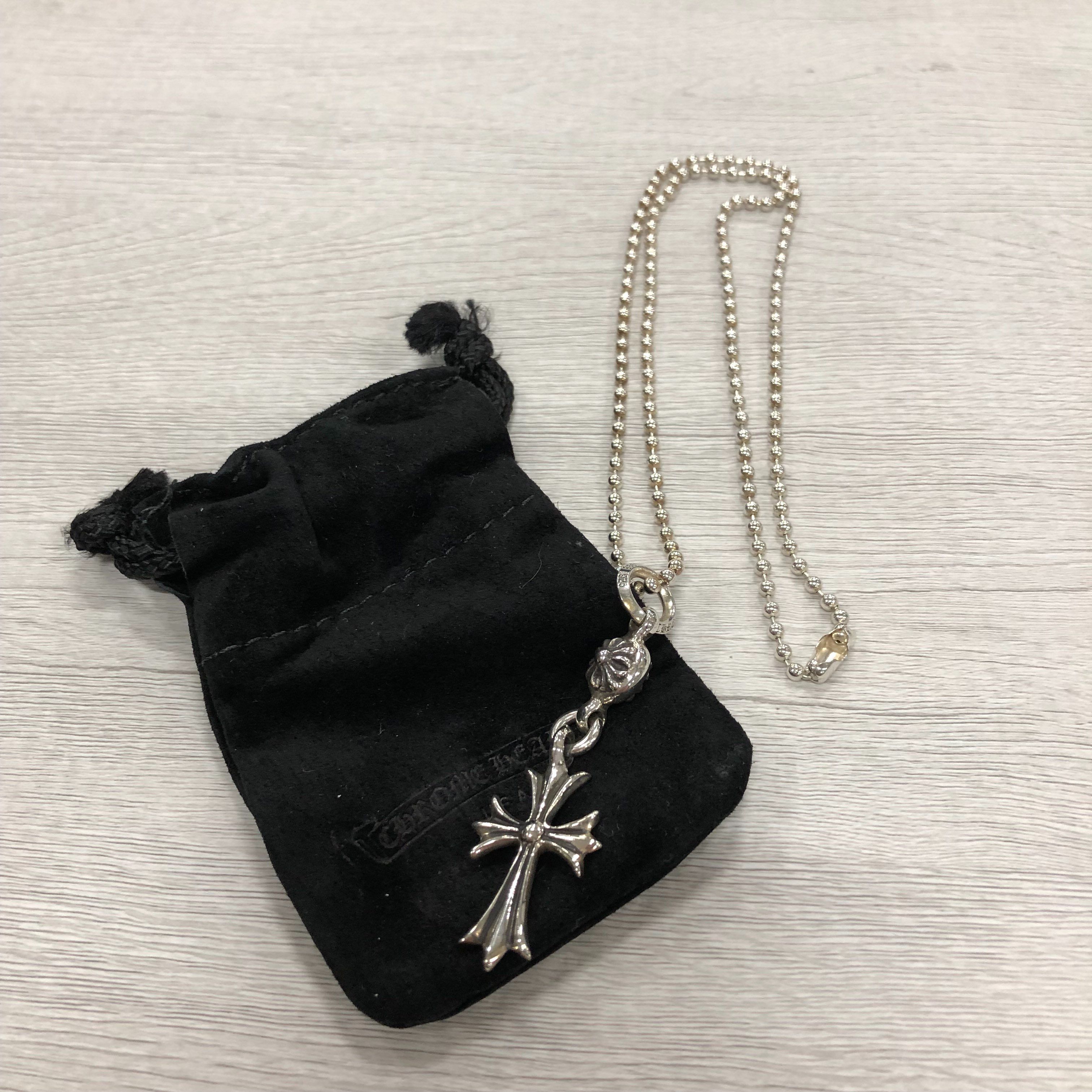 クロムハーツ ボールタイニー クロスチャーム