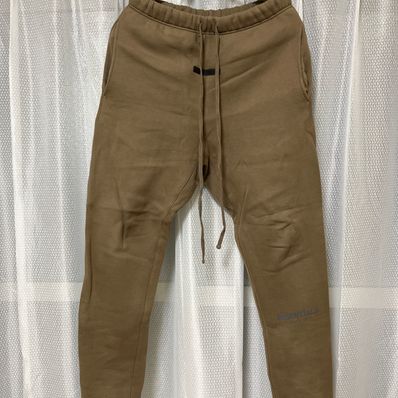 FEAR OF GOD ESSENTIALS SWEATPANT "Harvest"