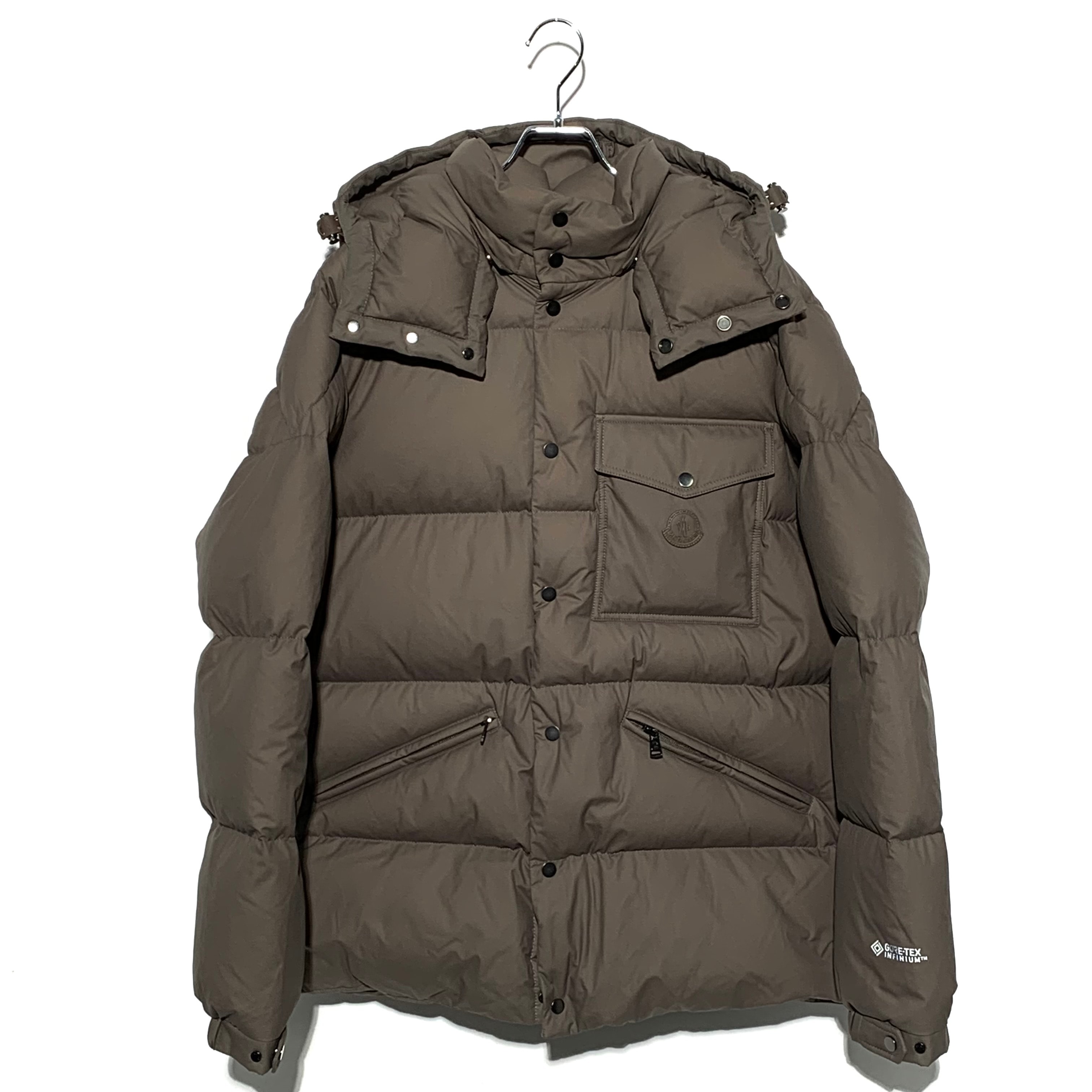 MONCLER LOIRET GIUBBOTOO 23FW beige
