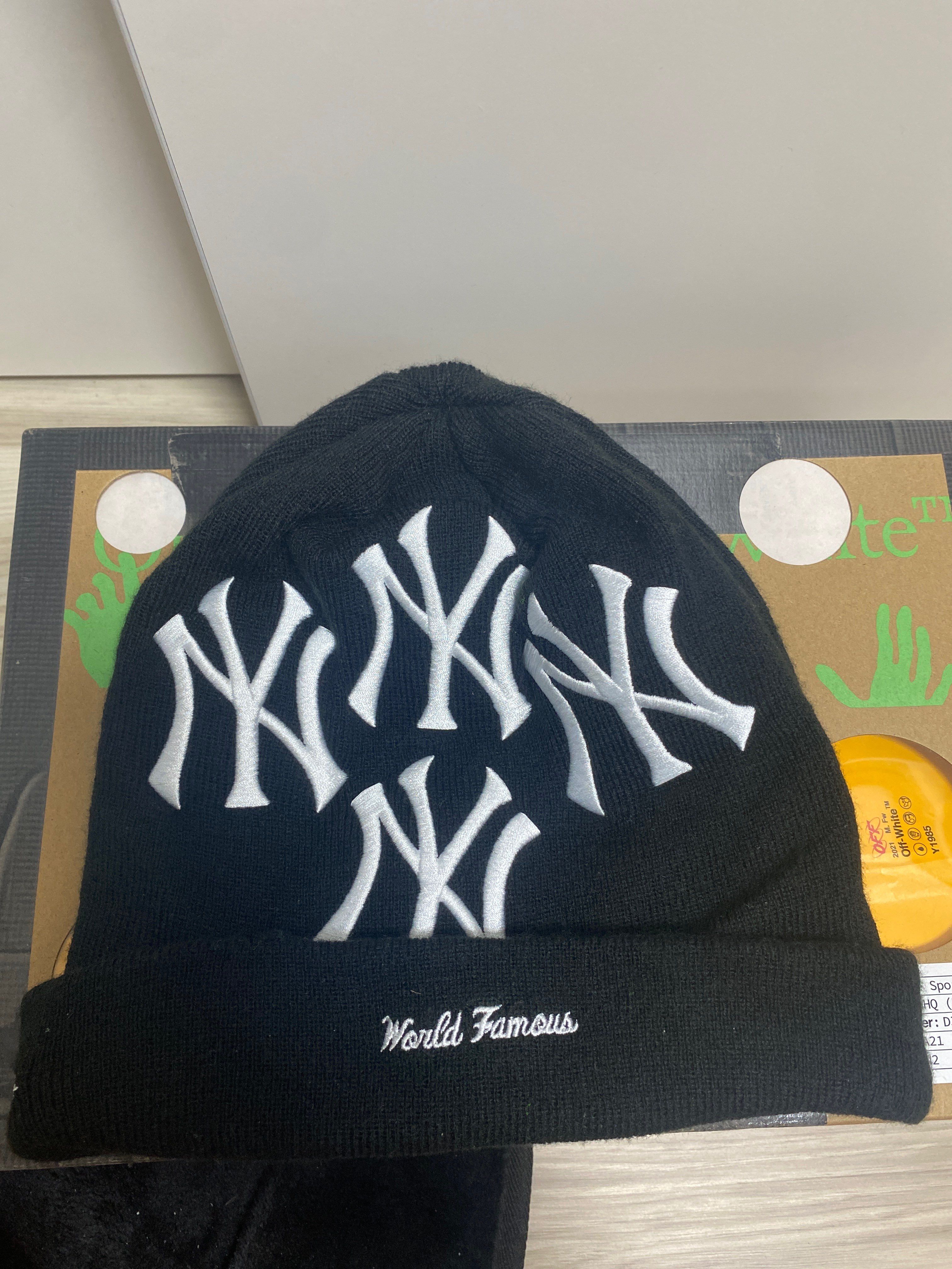Supreme / New York Yankees / New Era Box Logo Beanie "Black"