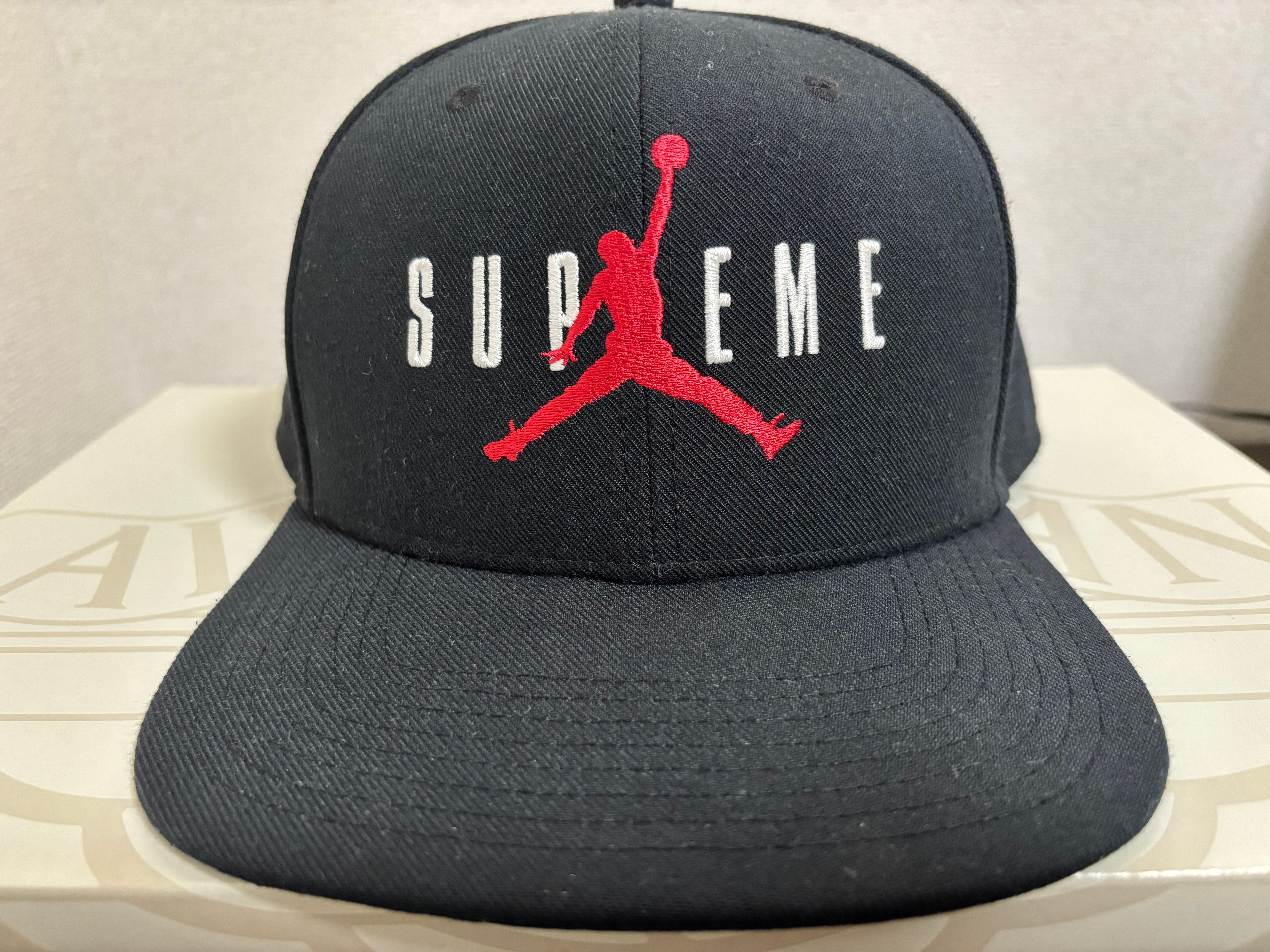 目立った傷や汚れなし】シュプリーム ナイキ エア ジョーダン 6 パネル