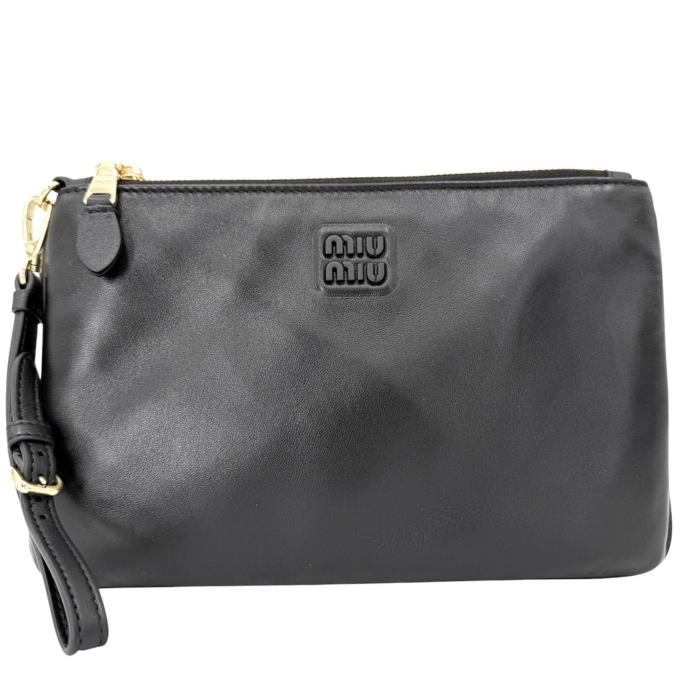 MIUMIU ミュウミュウ ポーチ クラッチ ロゴ 5NH012 レザー    ブラック 黒 ゴールド金具 レディース【中古品】