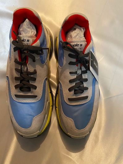 新品未使用 バレンシアガ BALENCIAGA トリプルS トリプルエス