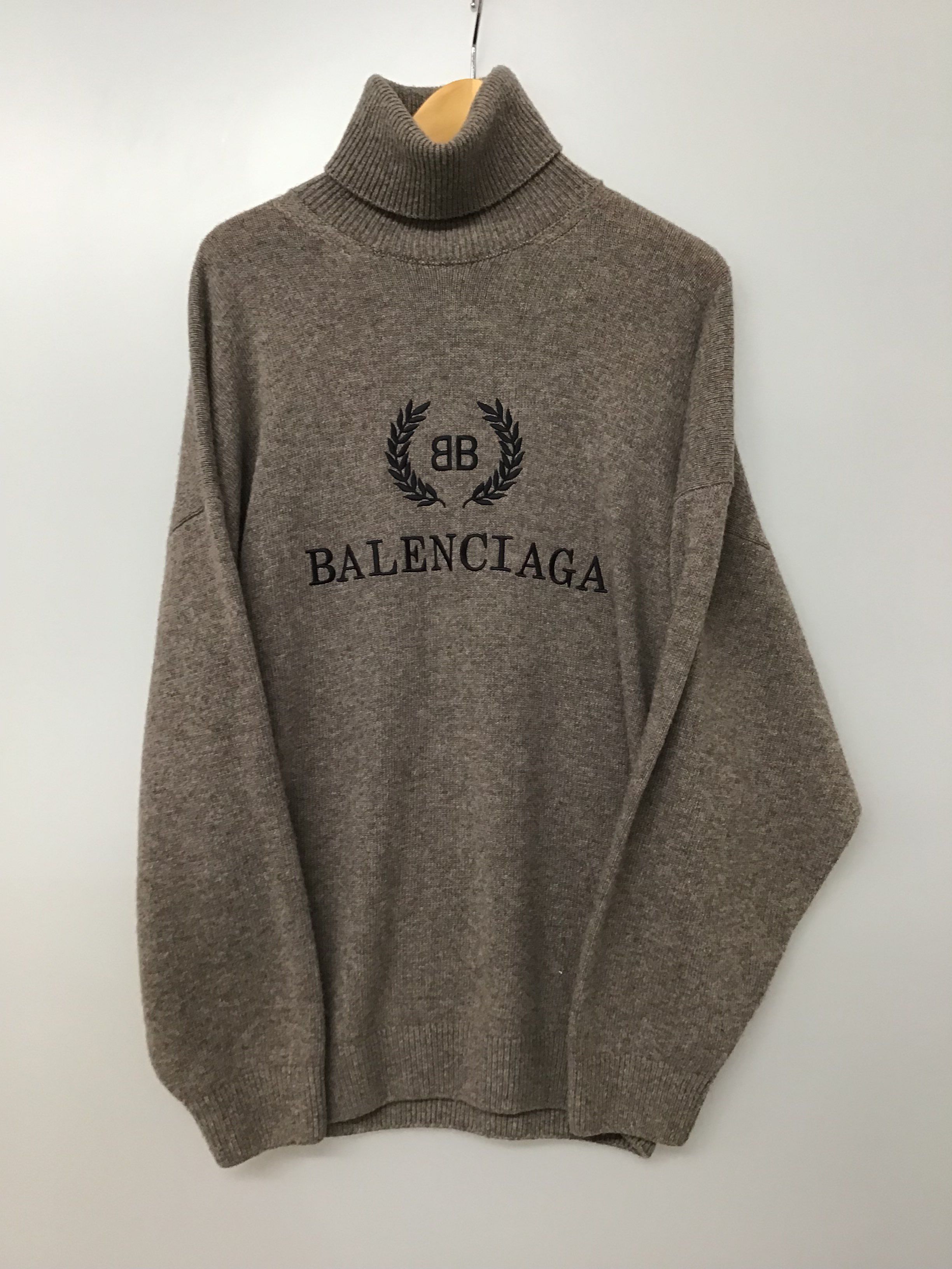 BALENCIAGA エンブロイダリータートルネックニット
