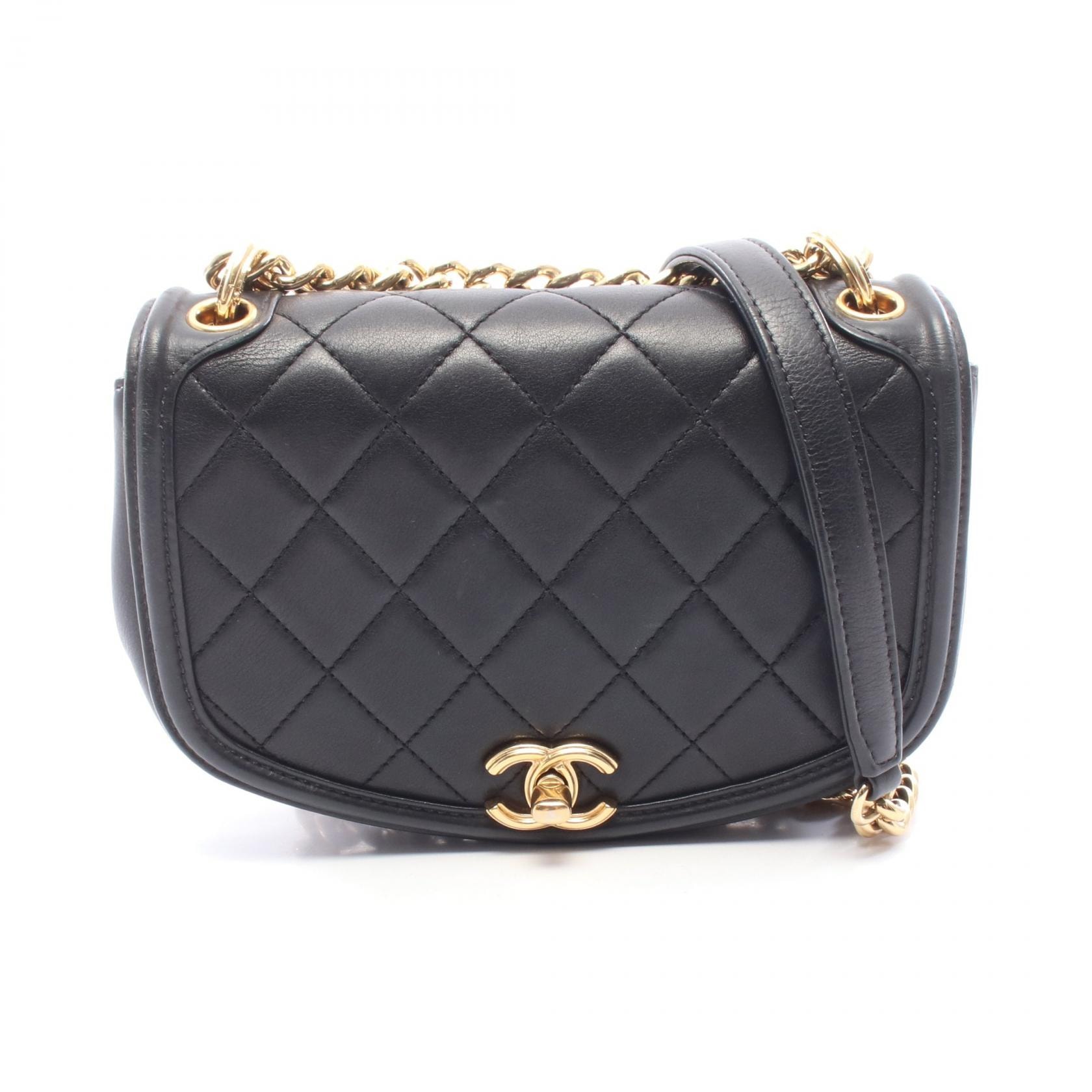 シャネル CHANEL マトラッセ フルフラップ スモール ショルダーバッグ バッグ レザー レディース ブラック系 【中古】