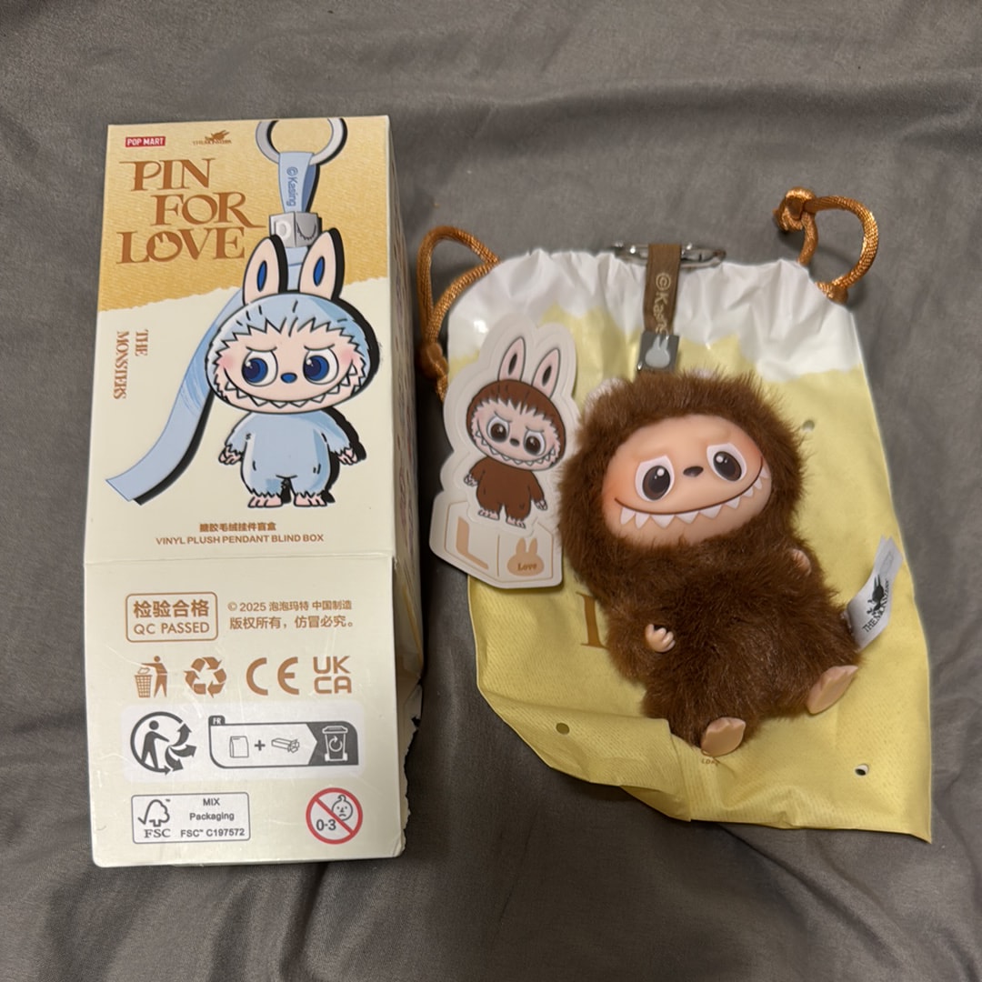 POP MART THE MONSTERS (LABUBU) Pin for Love Series-Vinyl Plush Pendant (A-M) L