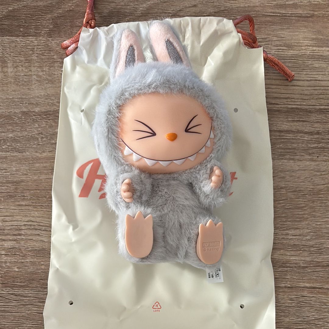 POP MART THE MONSTERS (LABUBU) Have a Seat Plush Series HEHE